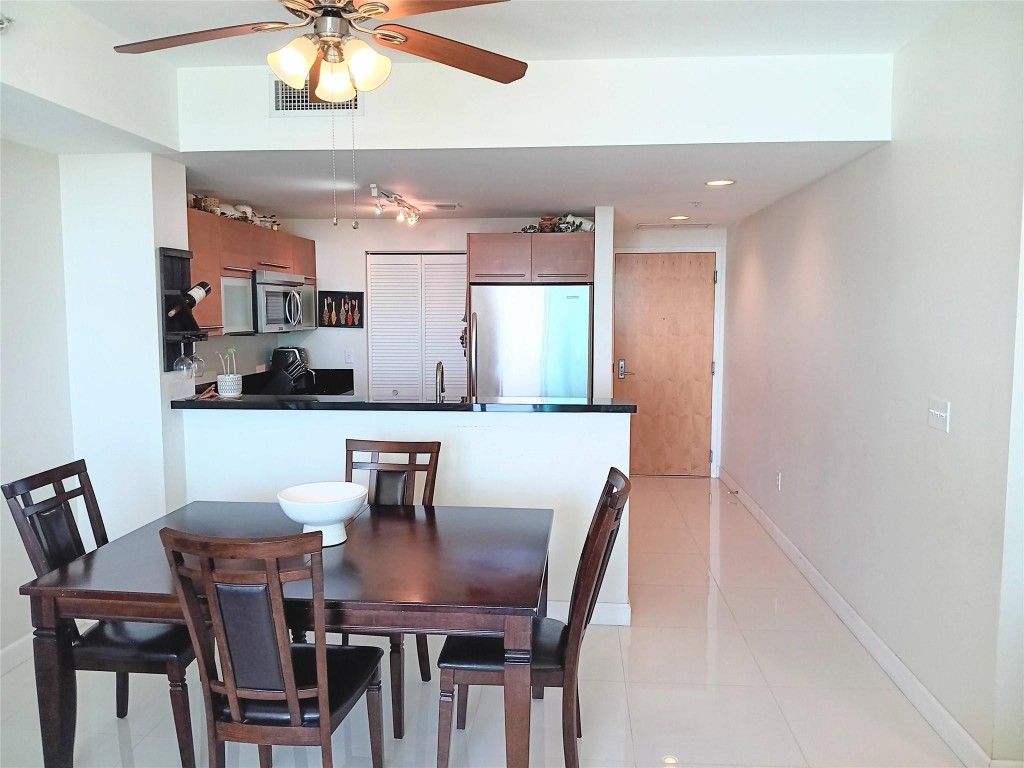253 NE 2nd #1103, Miami FL 33132