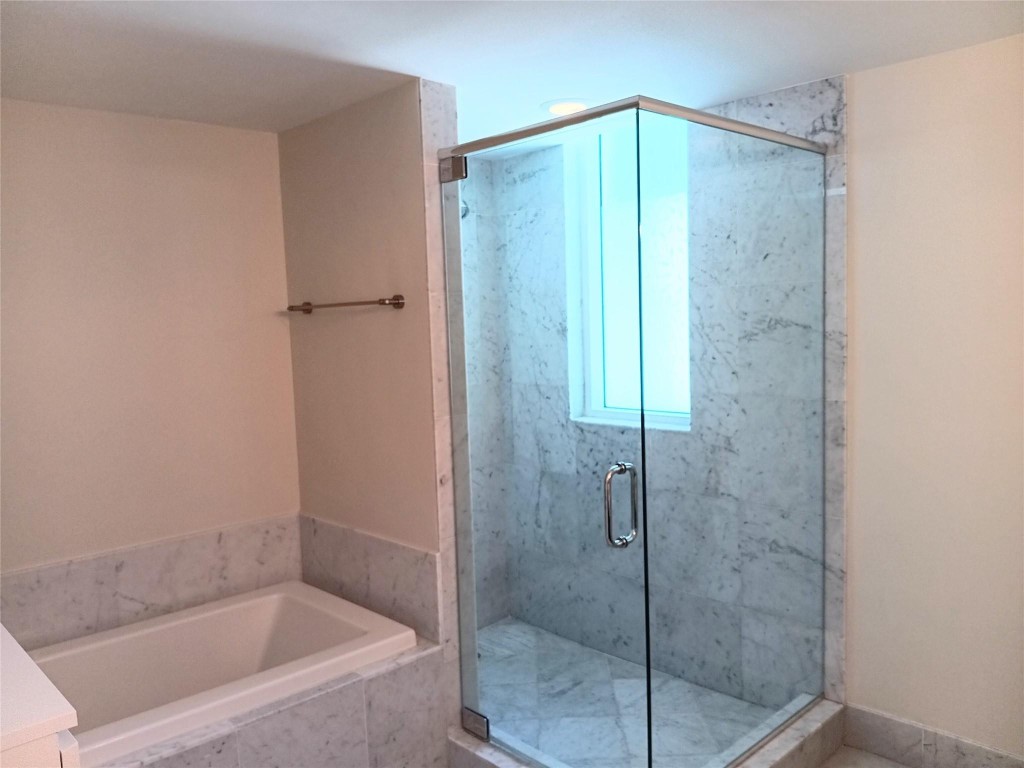 253 NE 2nd #1103, Miami FL 33132