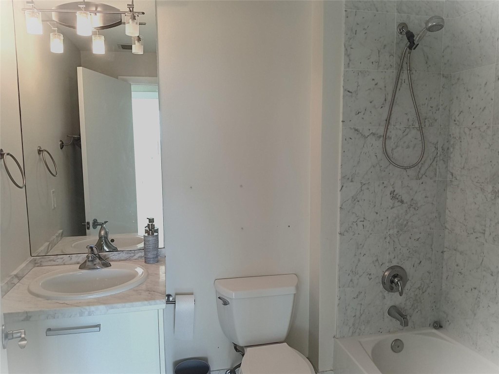 253 NE 2nd #1103, Miami FL 33132