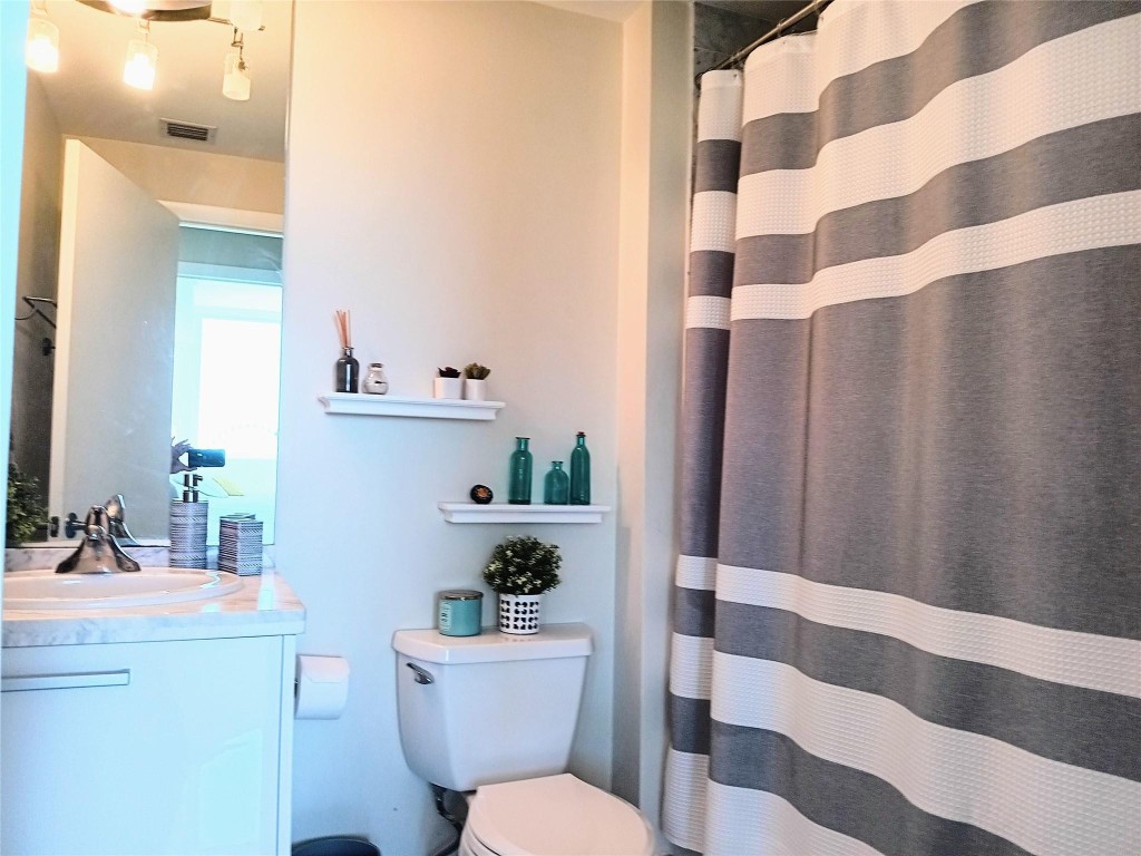 253 NE 2nd #1103, Miami FL 33132