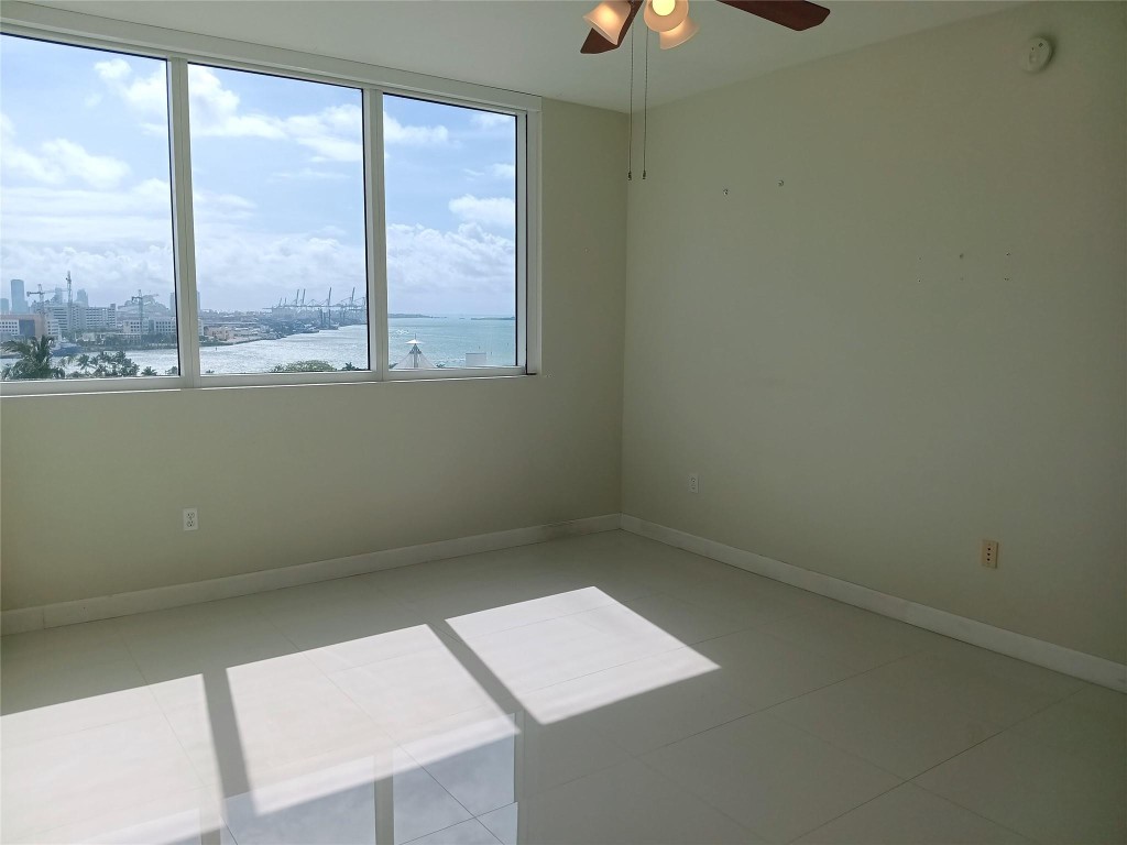 253 NE 2nd #1103, Miami FL 33132