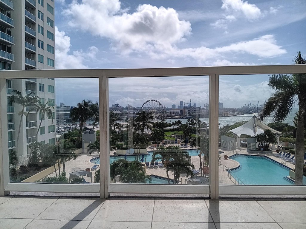 253 NE 2nd #1103, Miami FL 33132