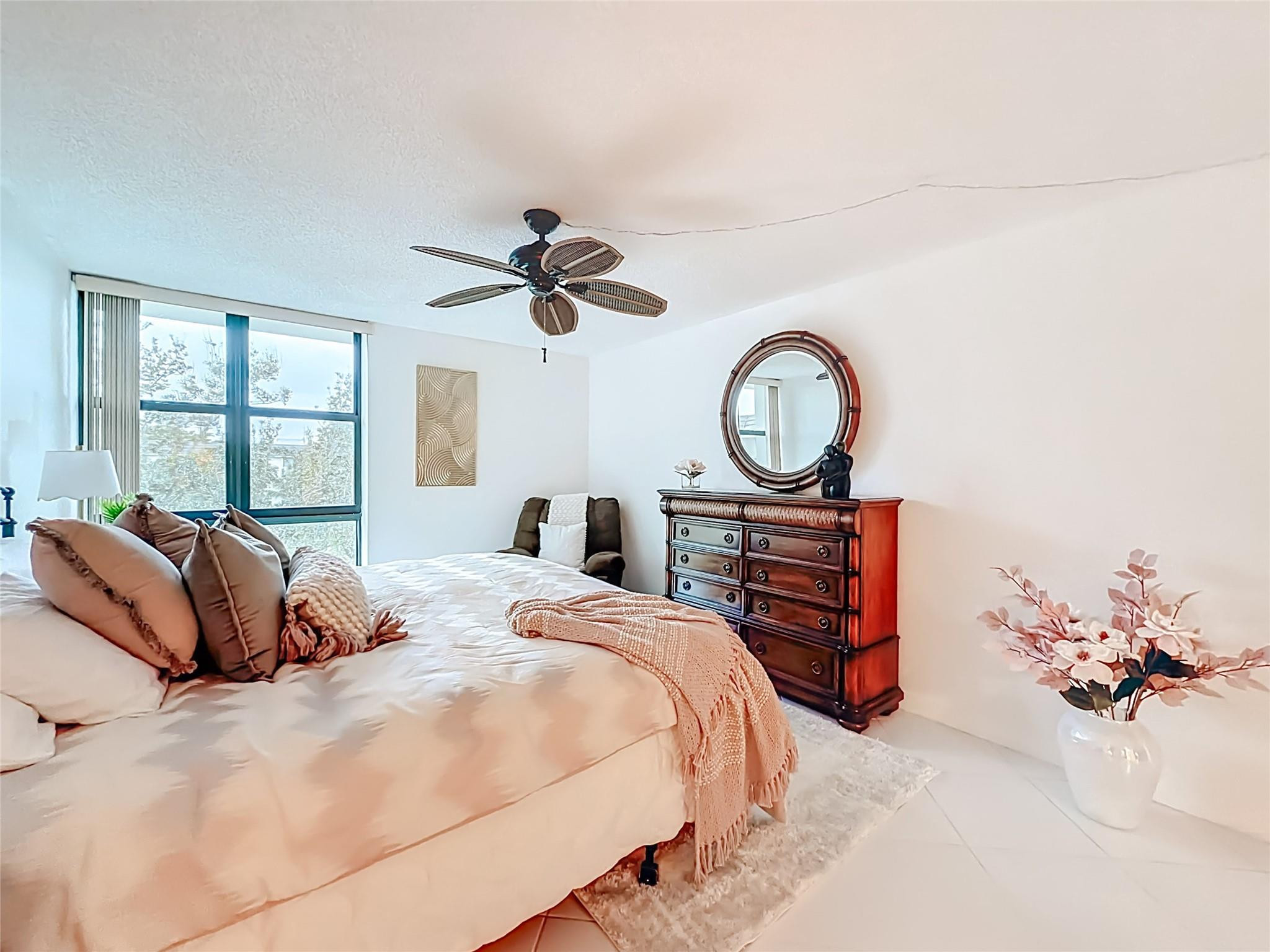 1101 River Reach #502, Fort Lauderdale FL 33315