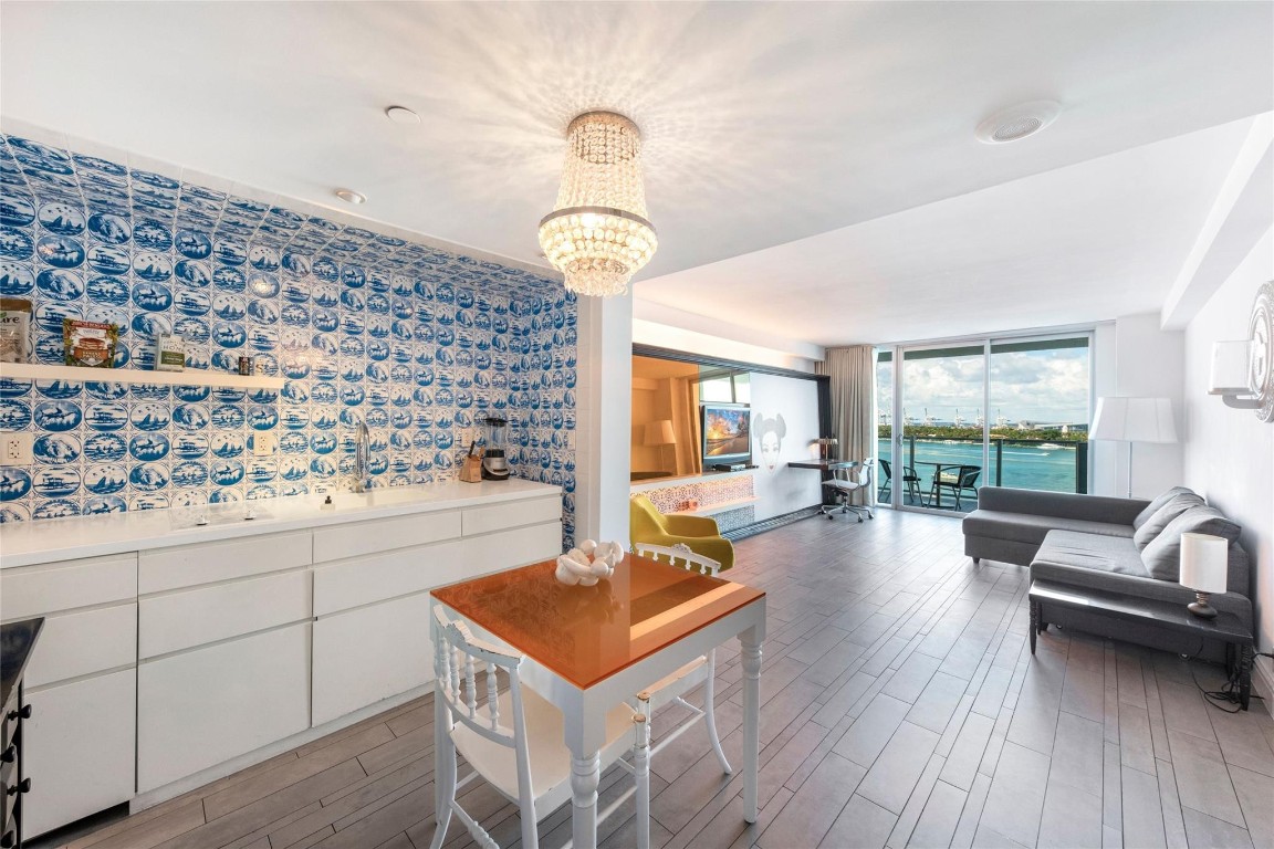 1100 West #1010, Miami Beach FL 33139