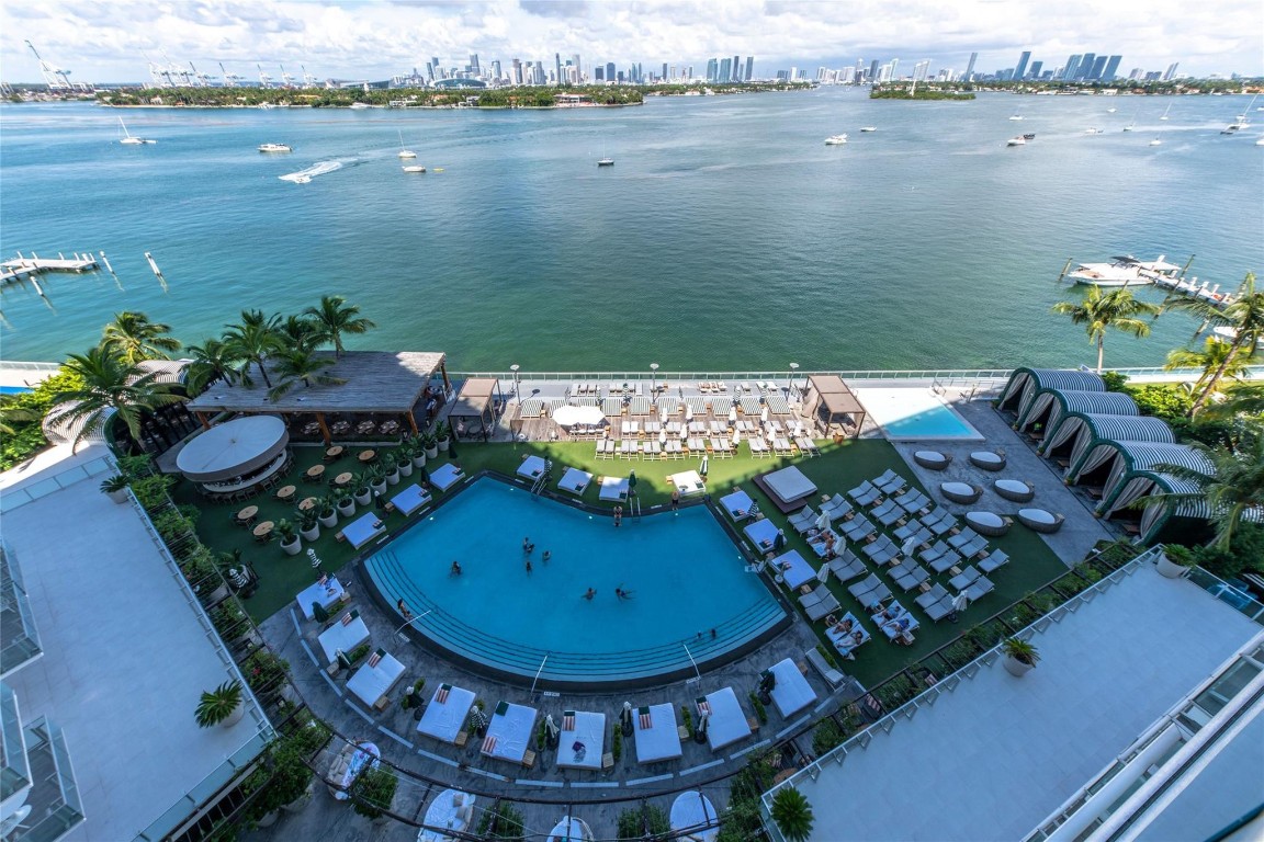 1100 West #1010, Miami Beach FL 33139