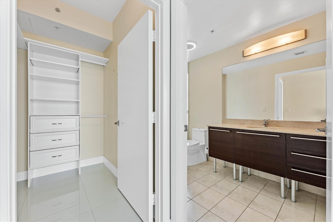 1900 Bayshore #3702, Miami FL 33132