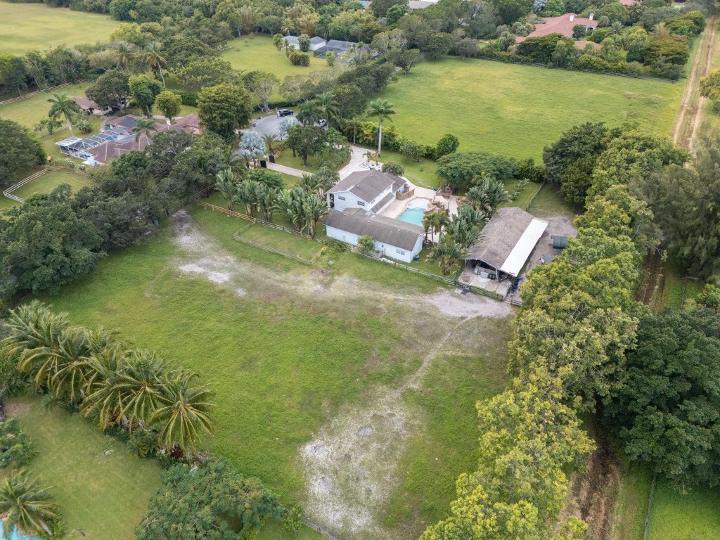 8233 Stagecoach, Boca Raton FL 33496