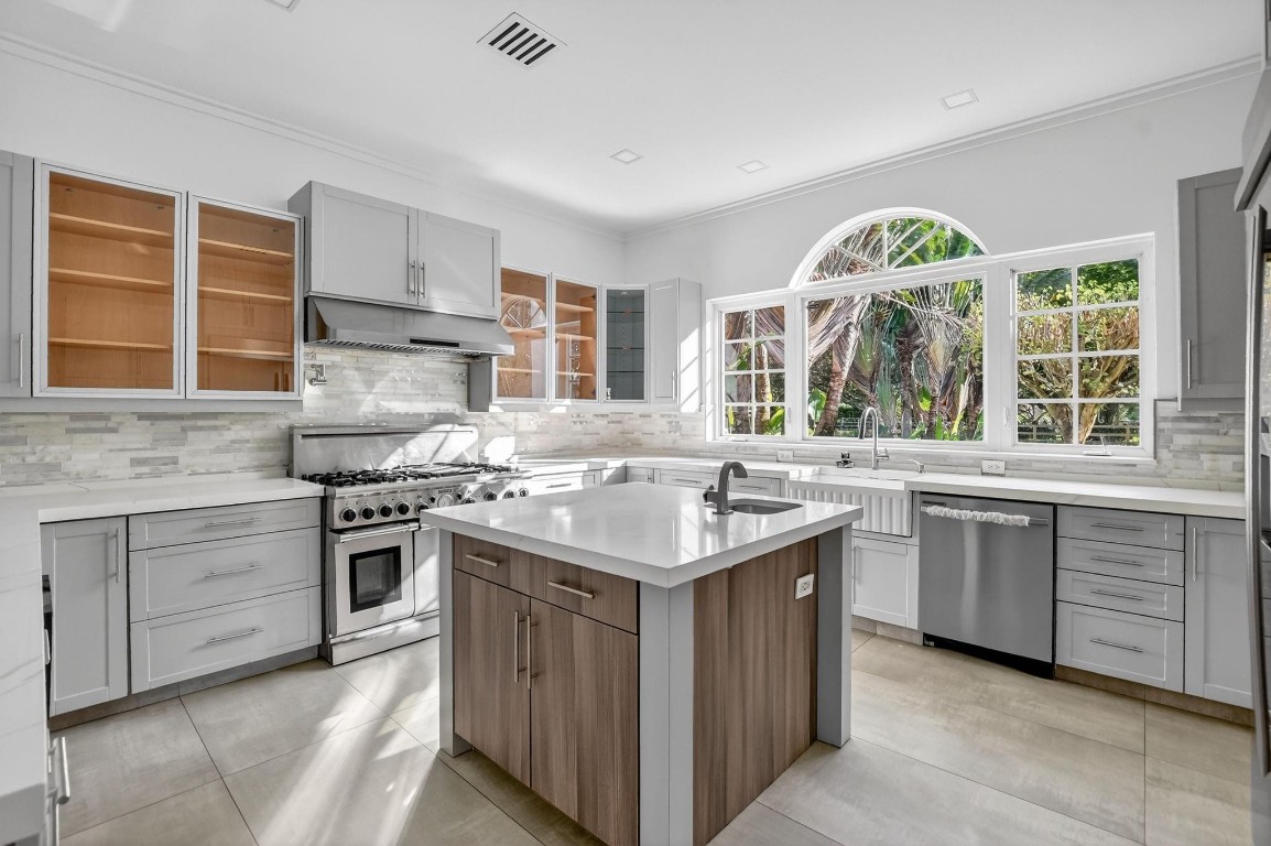 8233 Stagecoach, Boca Raton FL 33496