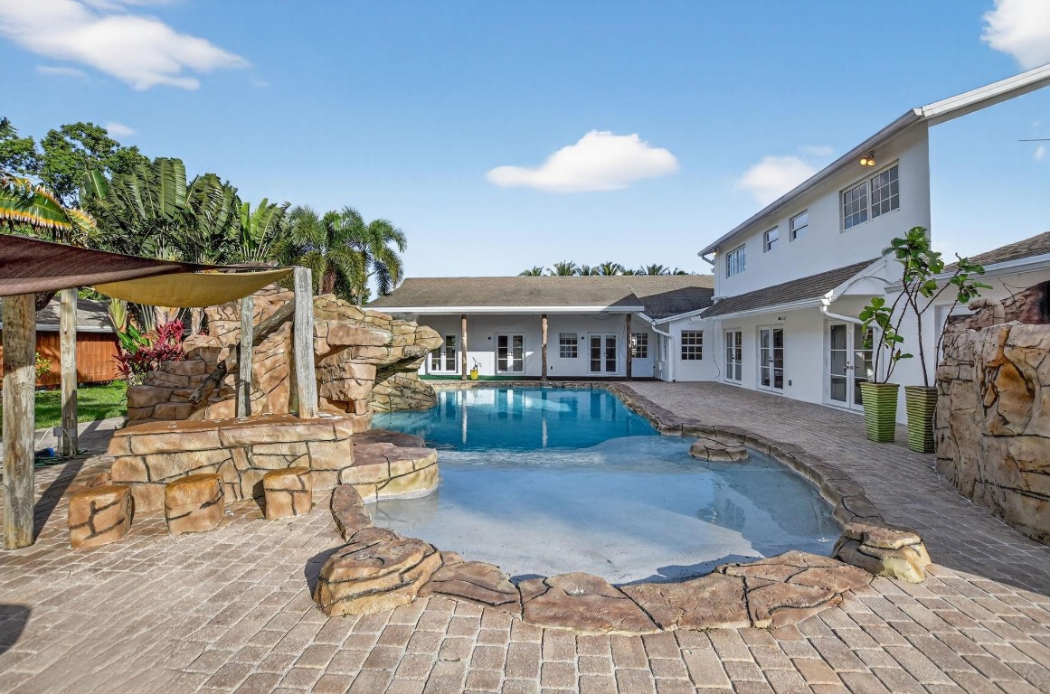 8233 Stagecoach, Boca Raton FL 33496