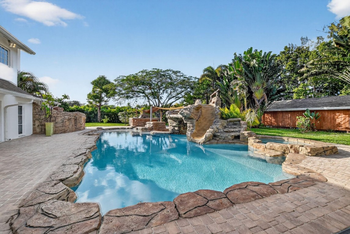 8233 Stagecoach, Boca Raton FL 33496