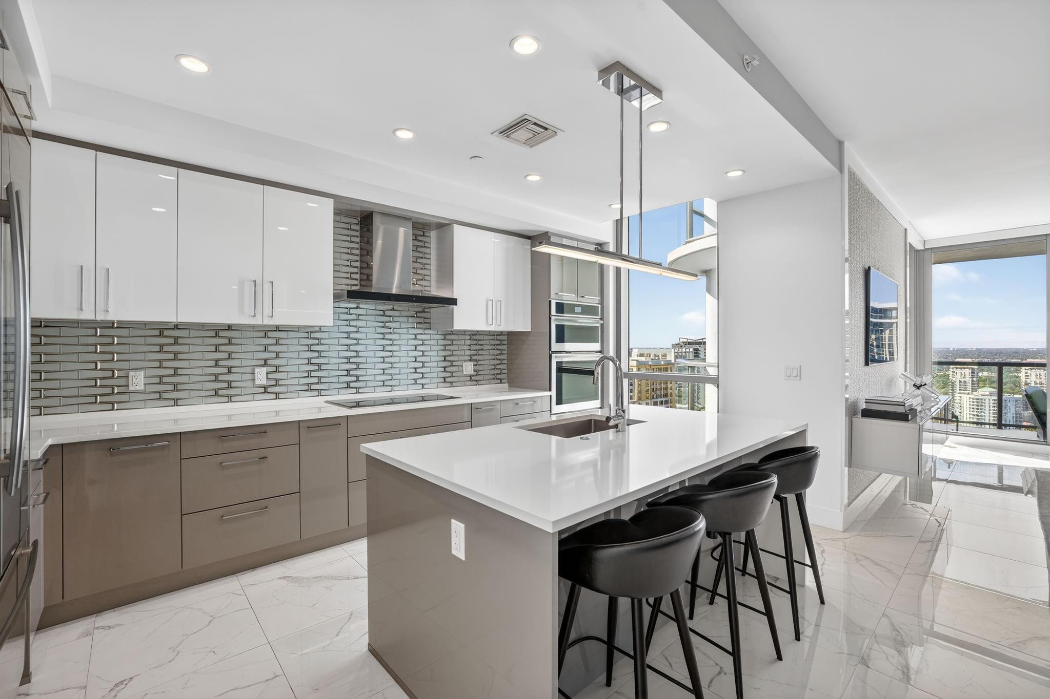 100 E Las Olas #3004, Fort Lauderdale FL 33301