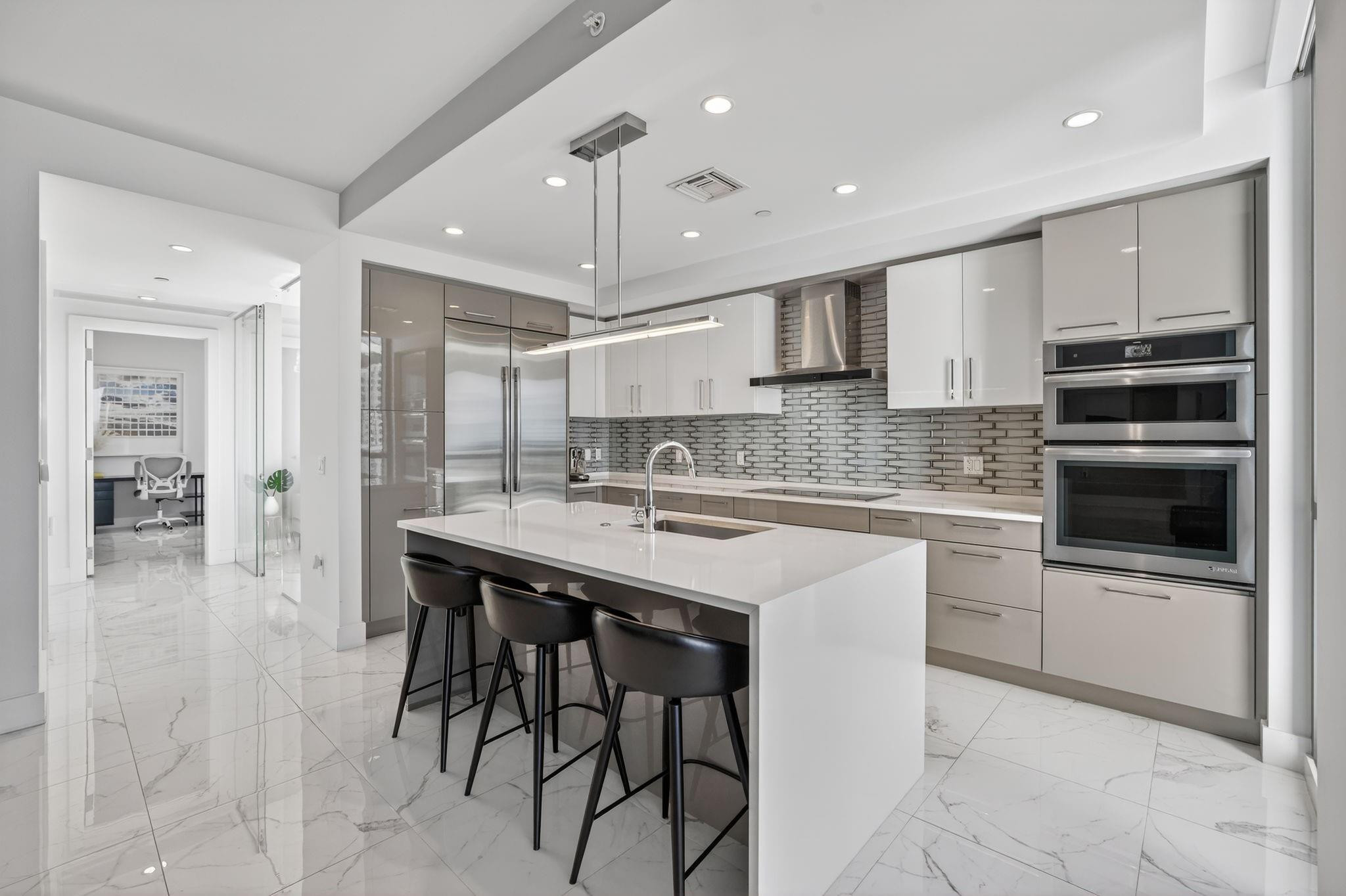 100 E Las Olas #3004, Fort Lauderdale FL 33301