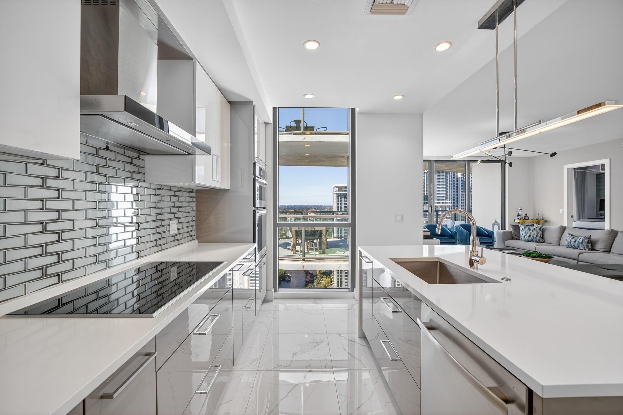 100 E Las Olas #3004, Fort Lauderdale FL 33301