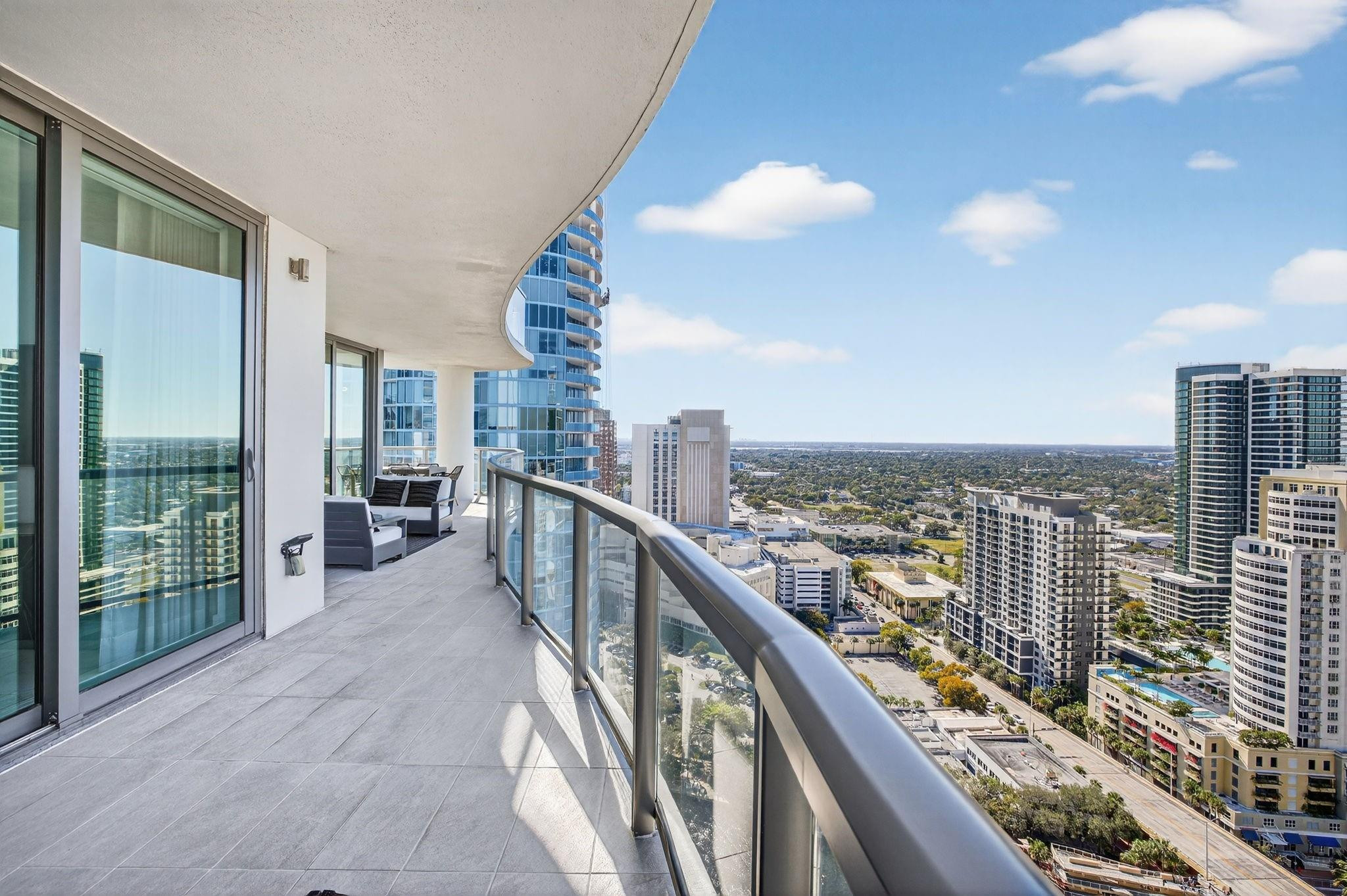 100 E Las Olas #3004, Fort Lauderdale FL 33301
