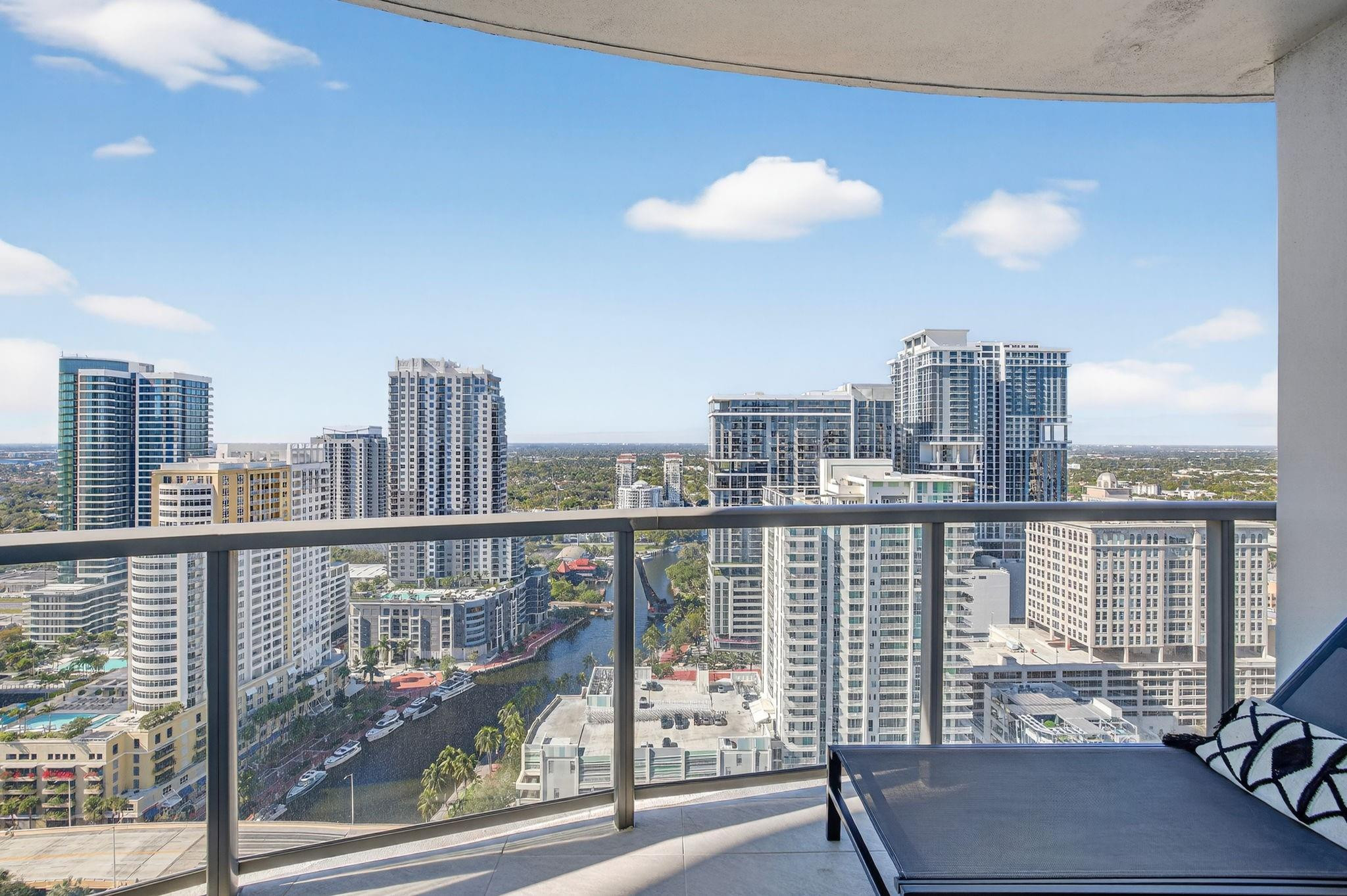 100 E Las Olas #3004, Fort Lauderdale FL 33301