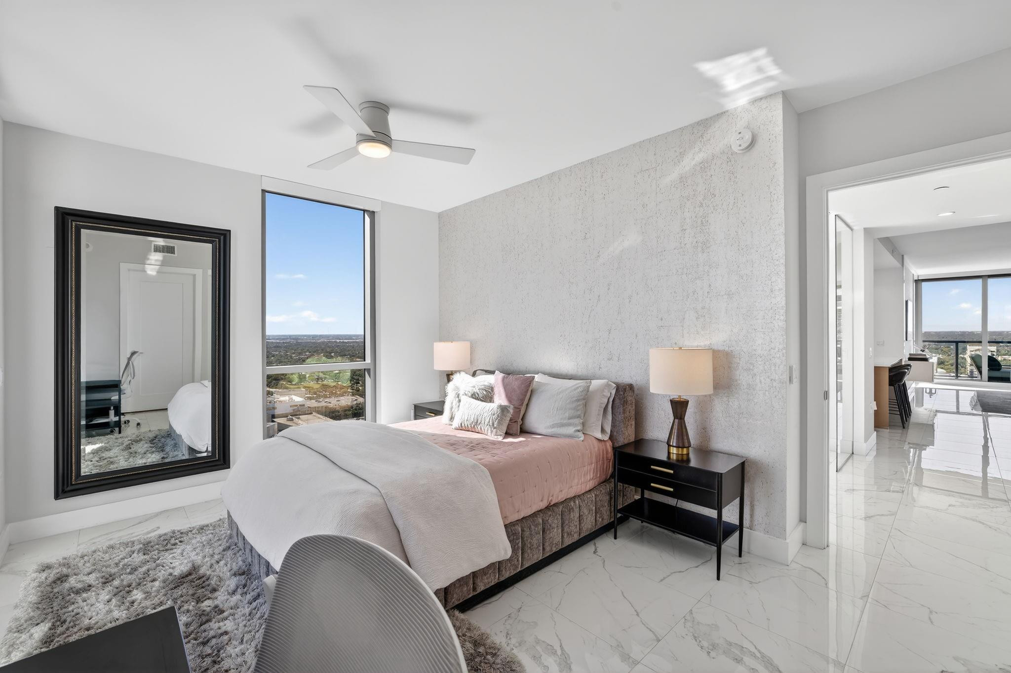 100 E Las Olas #3004, Fort Lauderdale FL 33301