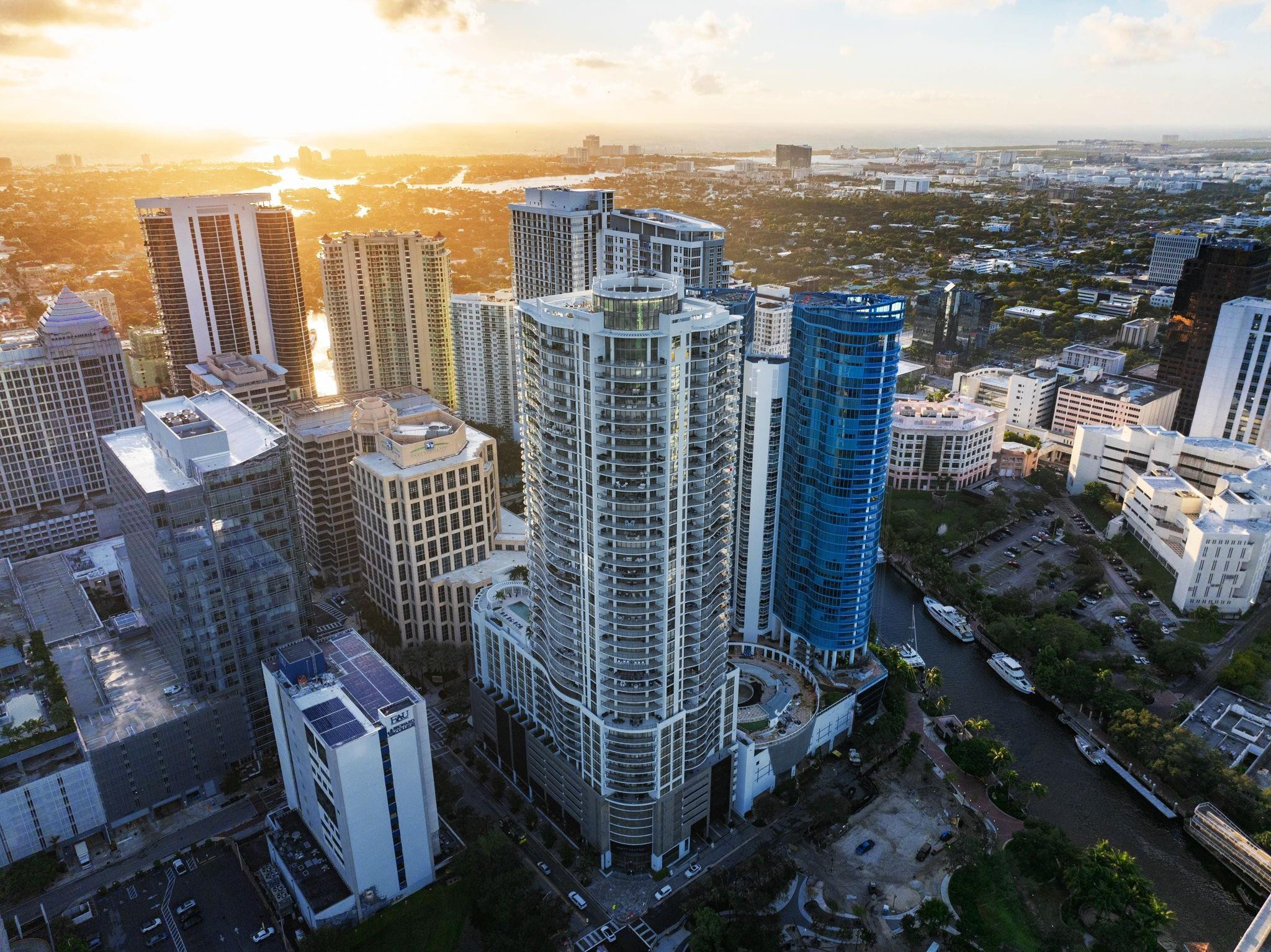 100 E Las Olas #3004, Fort Lauderdale FL 33301
