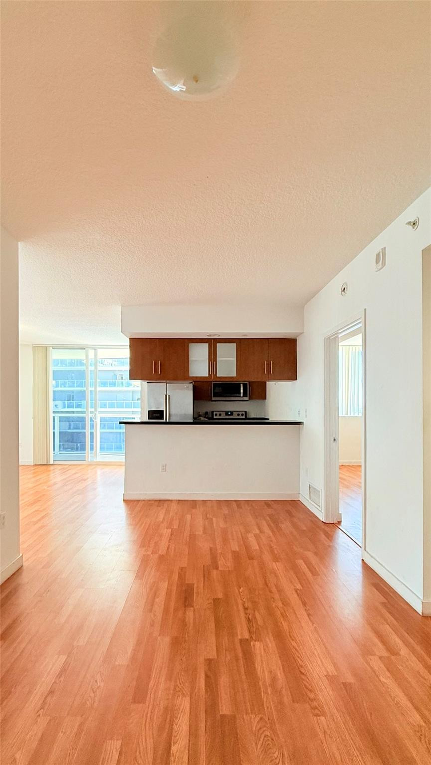 601 NE 23rd #902, Miami FL 33137