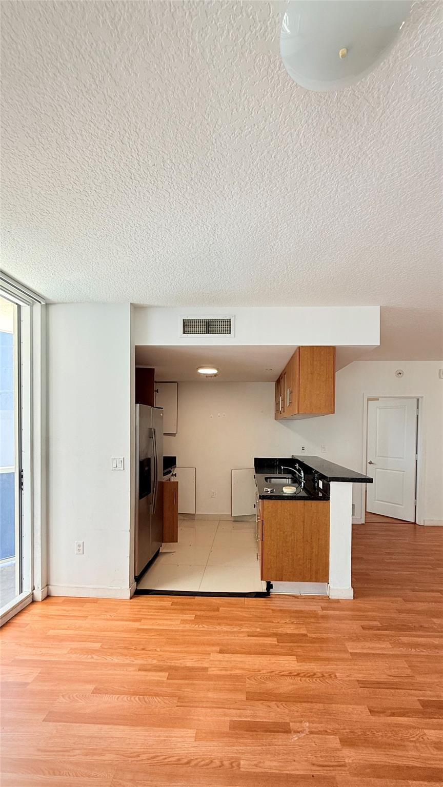 601 NE 23rd #902, Miami FL 33137