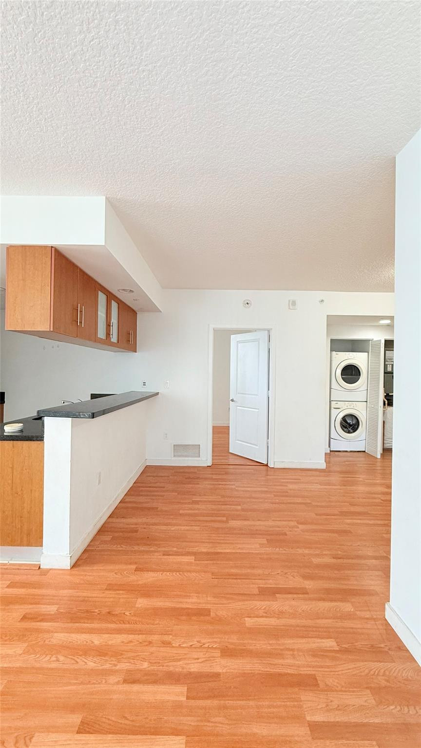 601 NE 23rd #902, Miami FL 33137