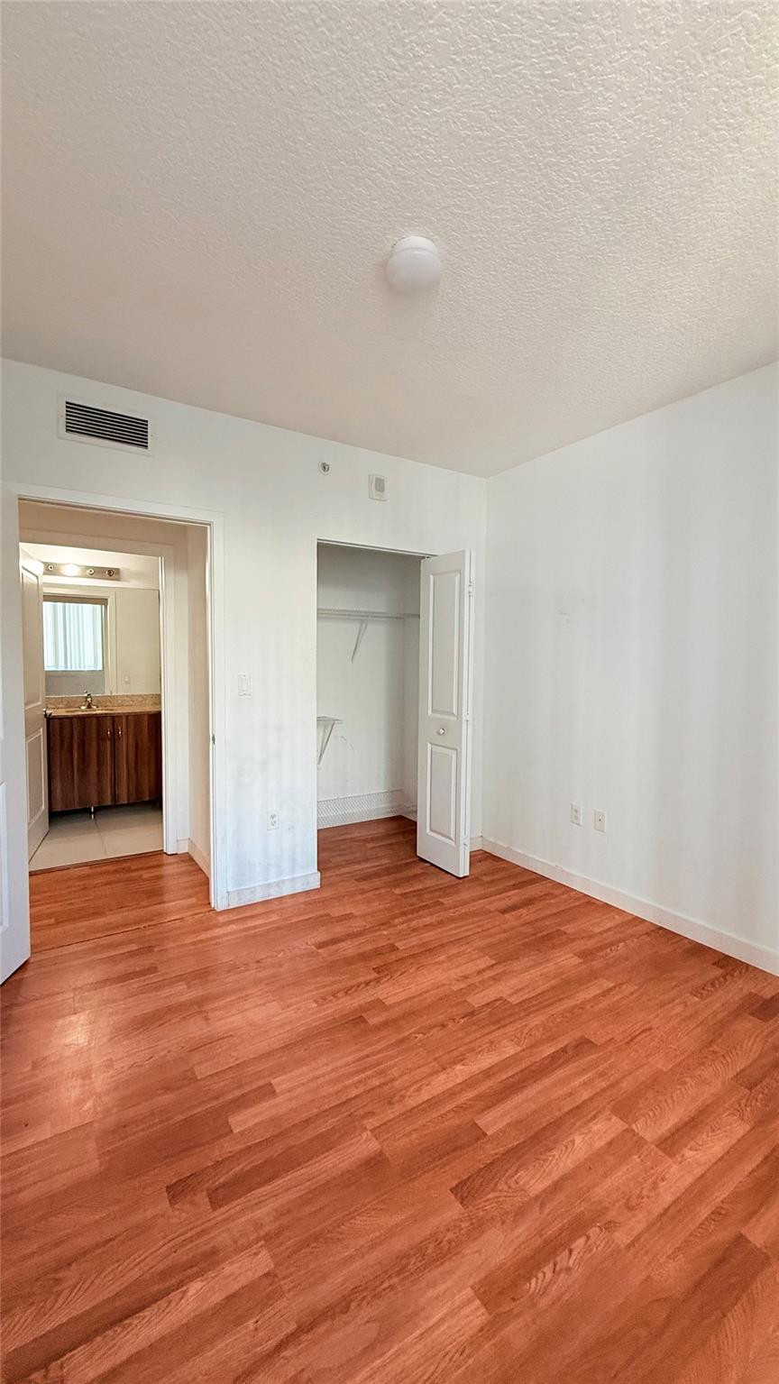 601 NE 23rd #902, Miami FL 33137