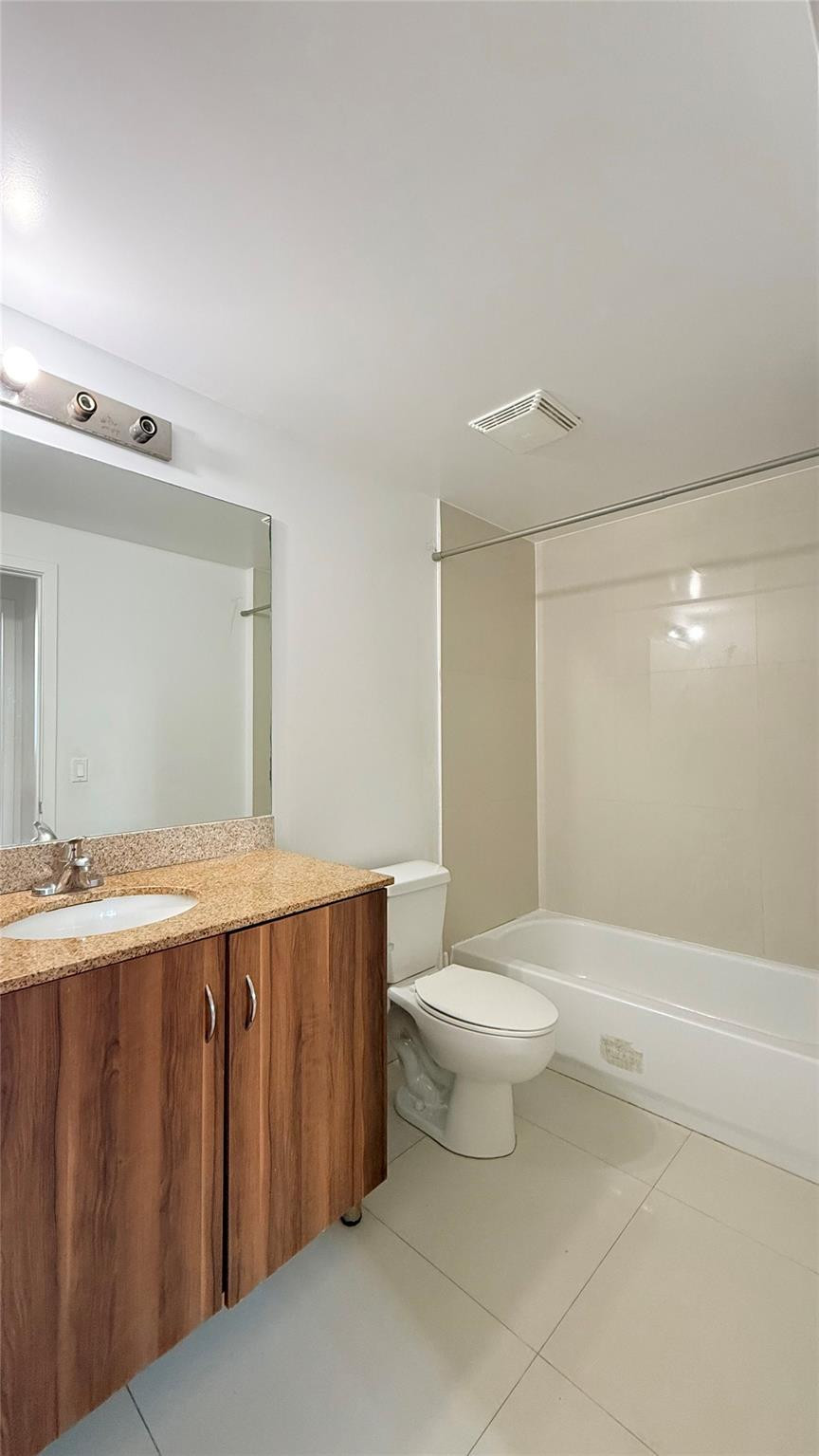 601 NE 23rd #902, Miami FL 33137