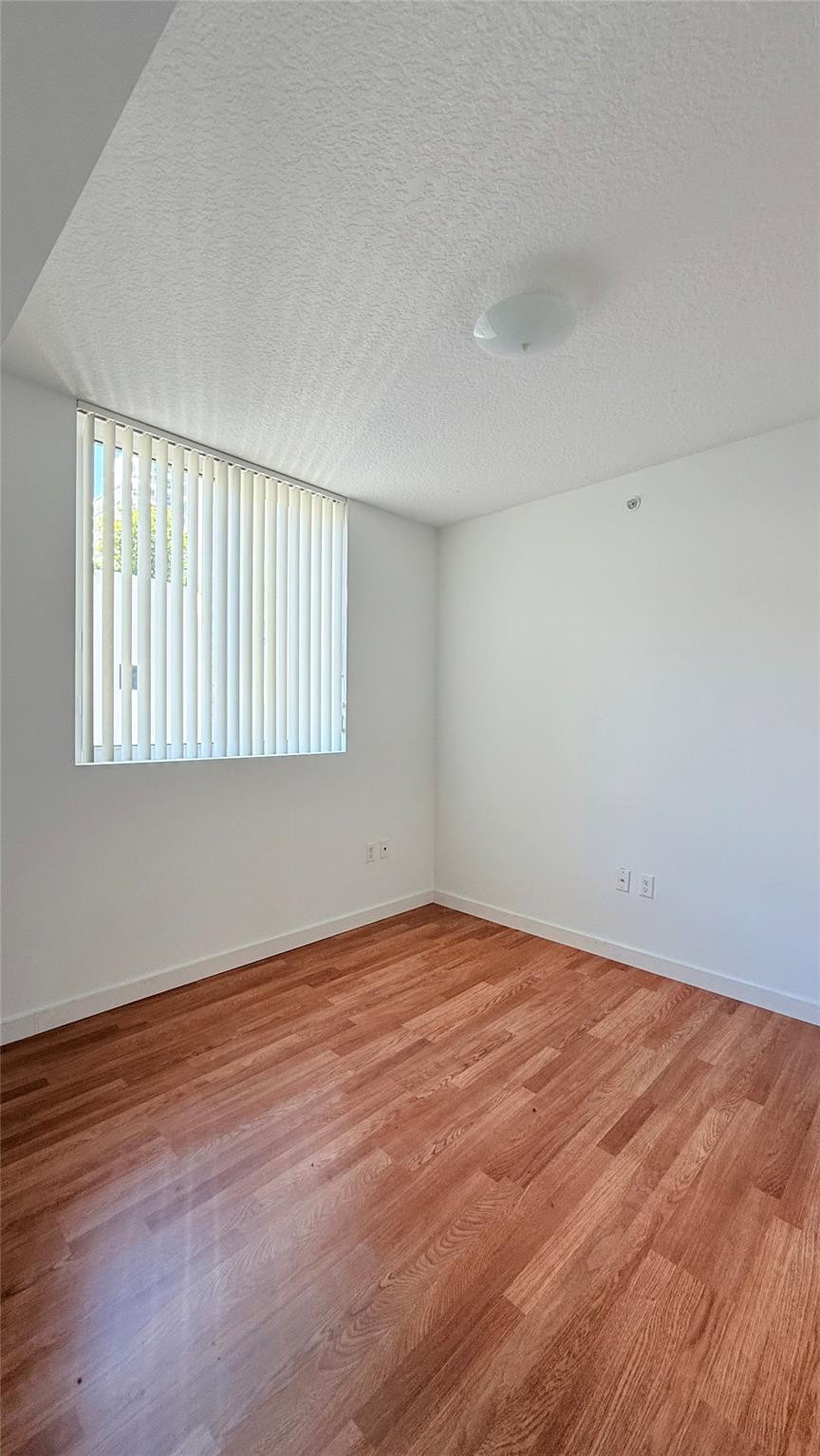 601 NE 23rd #902, Miami FL 33137