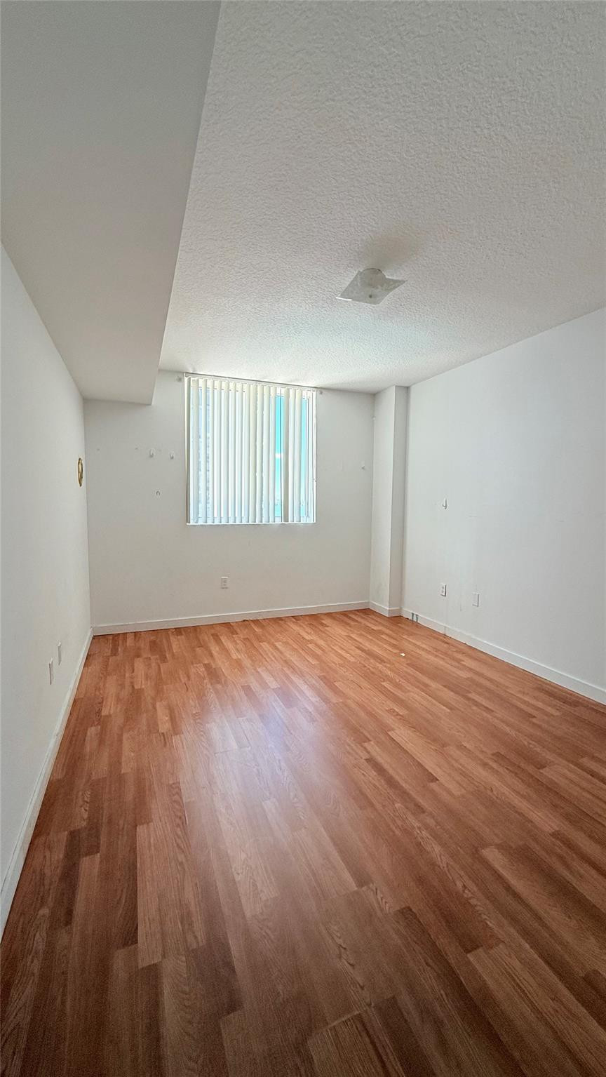 601 NE 23rd #902, Miami FL 33137