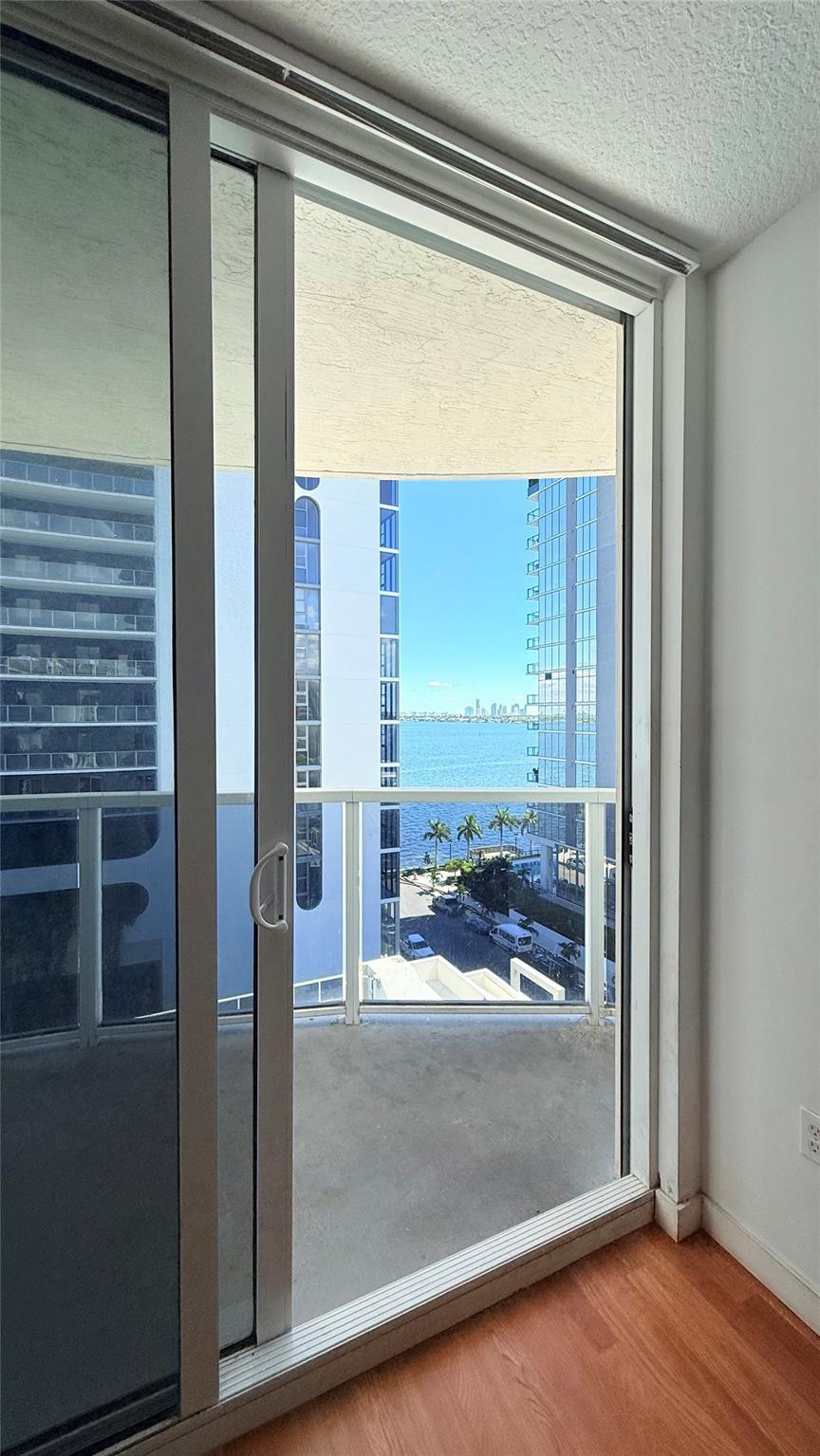 601 NE 23rd #902, Miami FL 33137