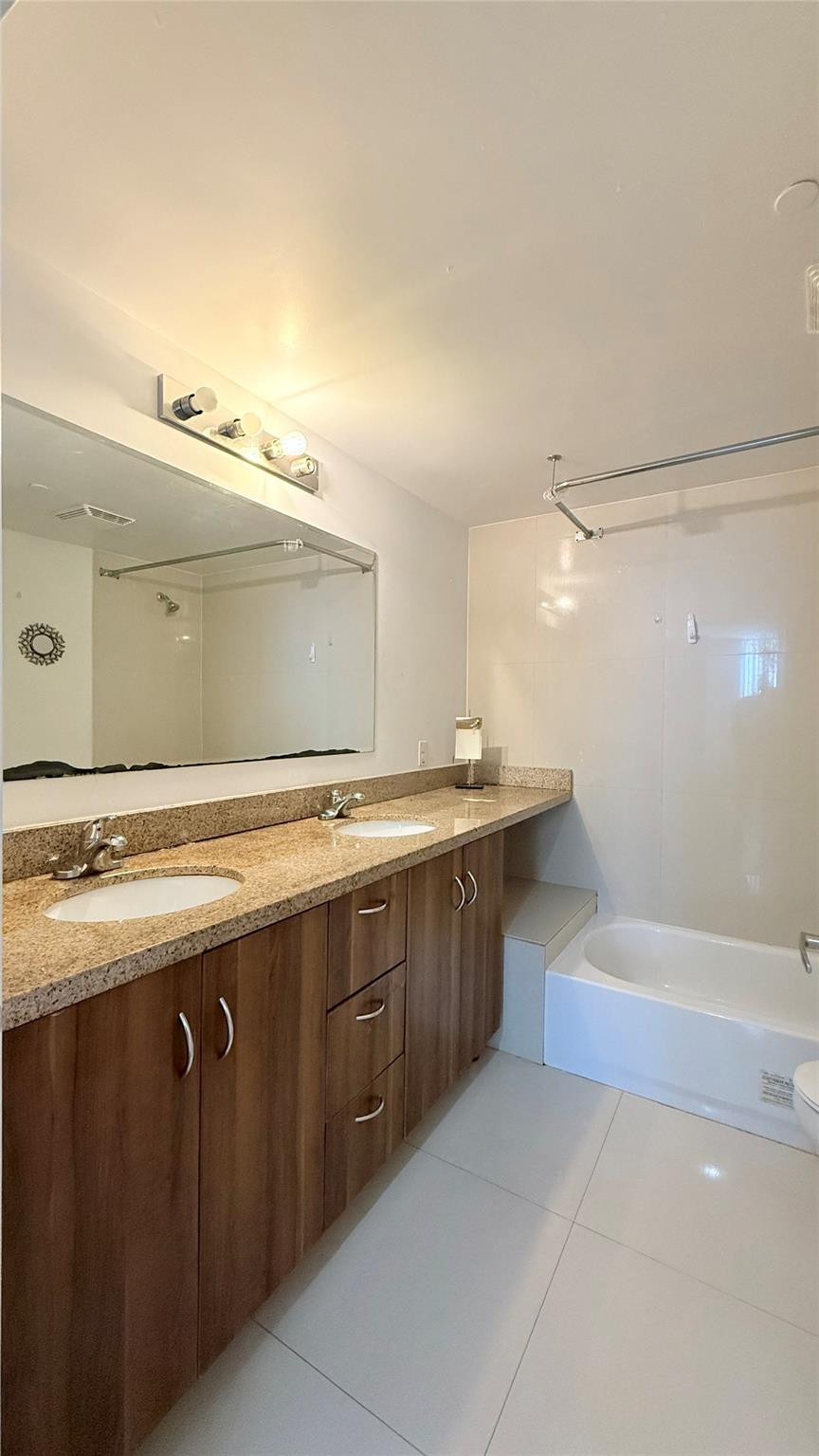 601 NE 23rd #902, Miami FL 33137