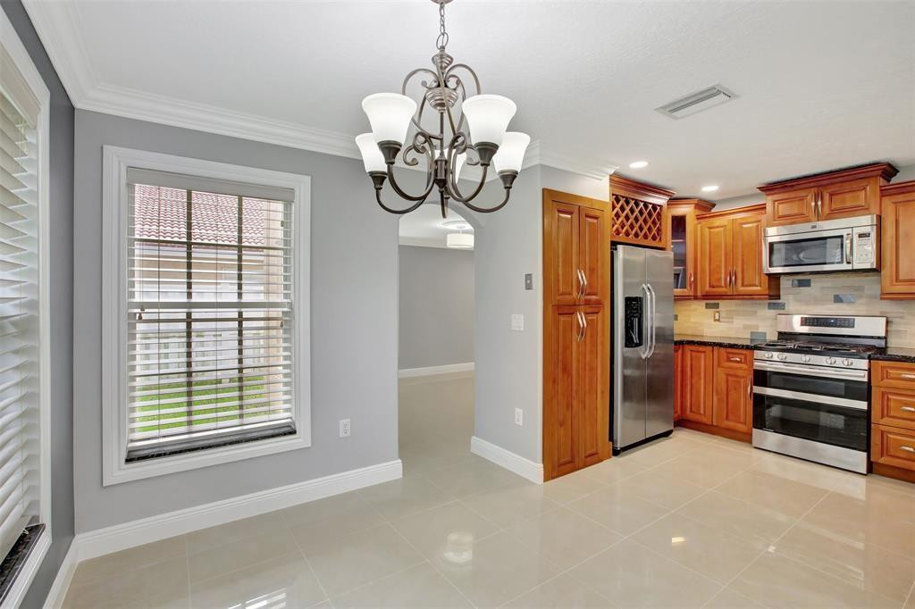 2355 NW 138th, Sunrise FL 33323