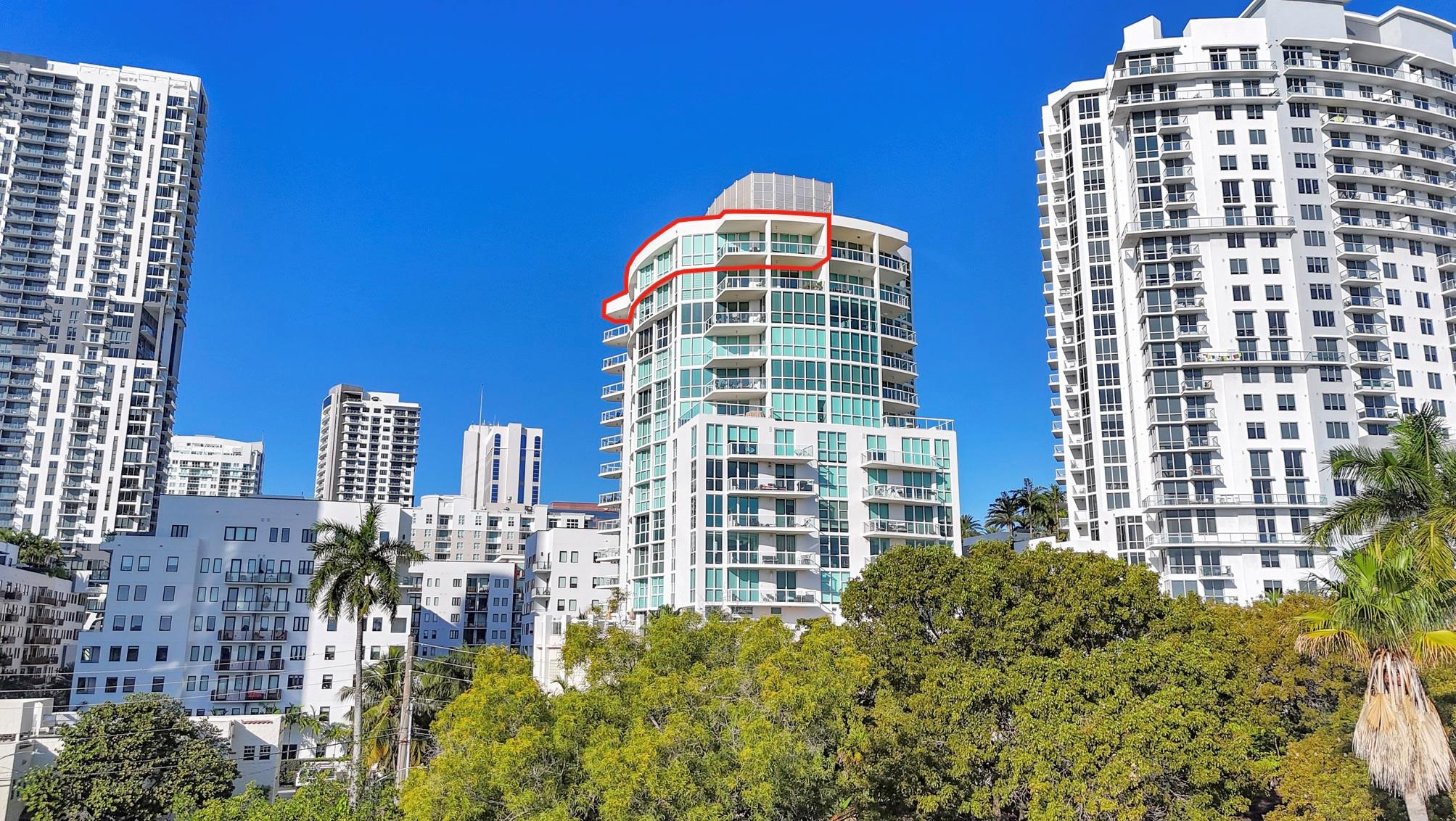 111 SE 8th #Ph-1701, Fort Lauderdale FL 33301