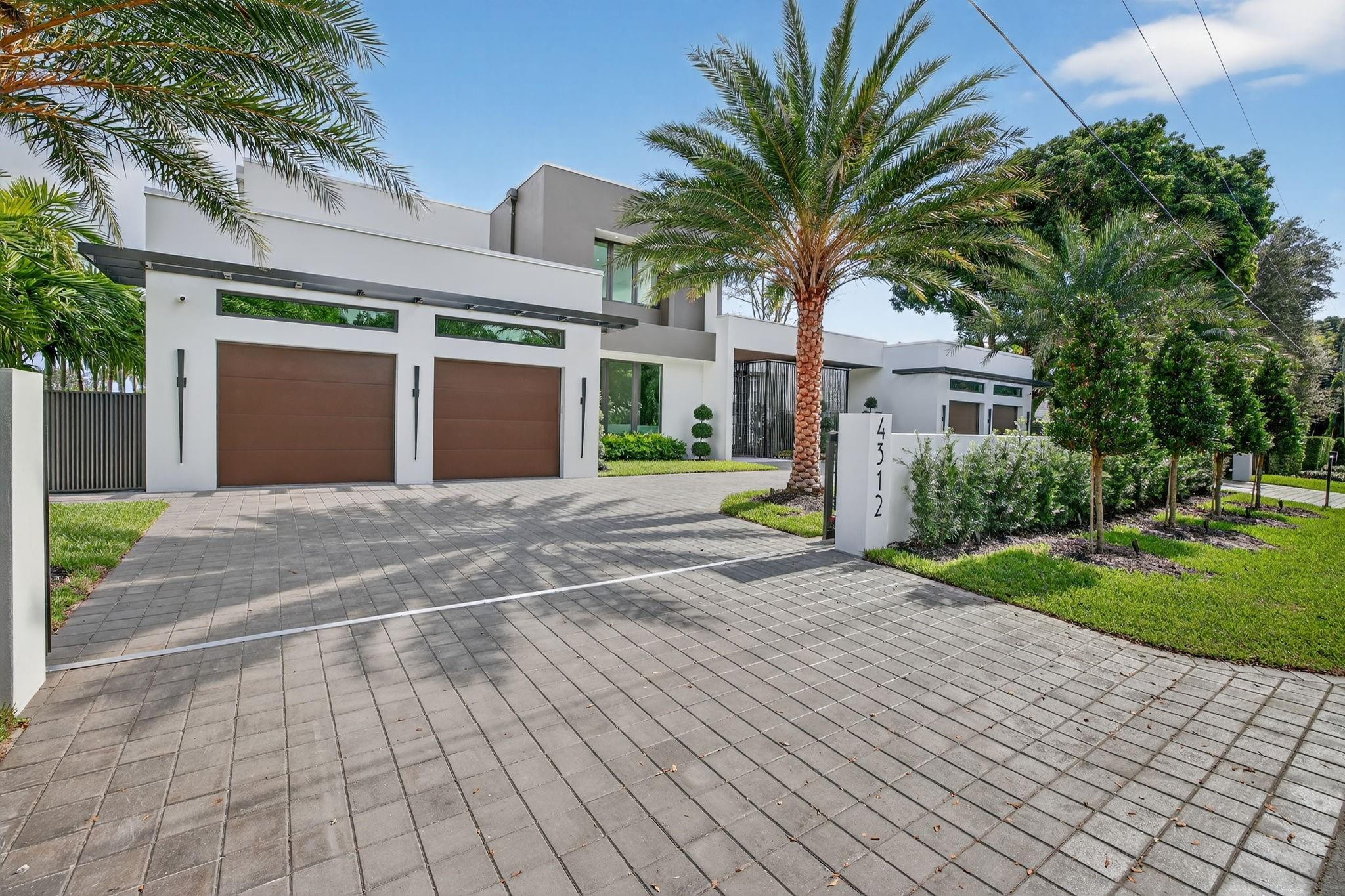 4312 NE 23, Fort Lauderdale FL 33308