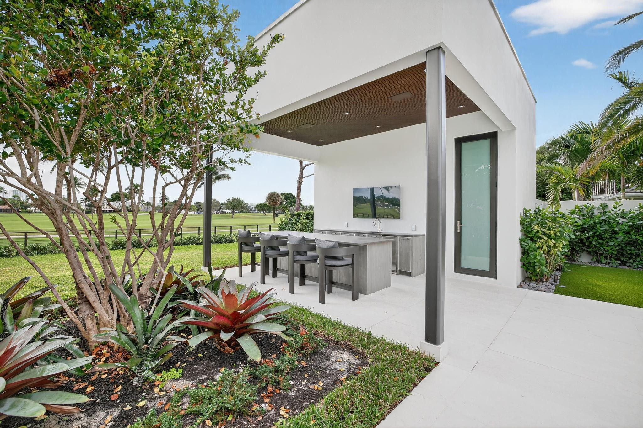 4312 NE 23, Fort Lauderdale FL 33308