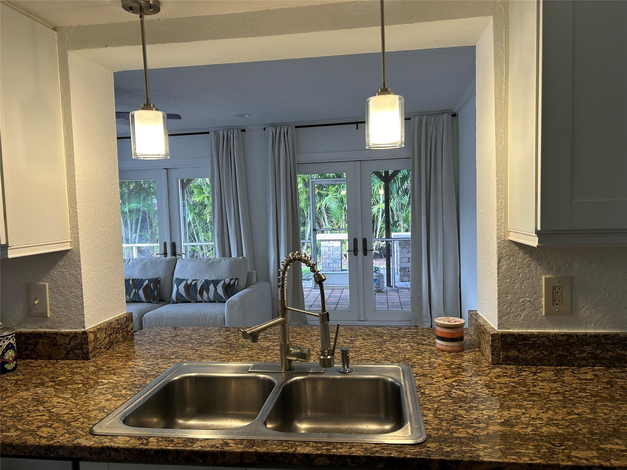 4431 NE 28th, Lighthouse Point FL 33064