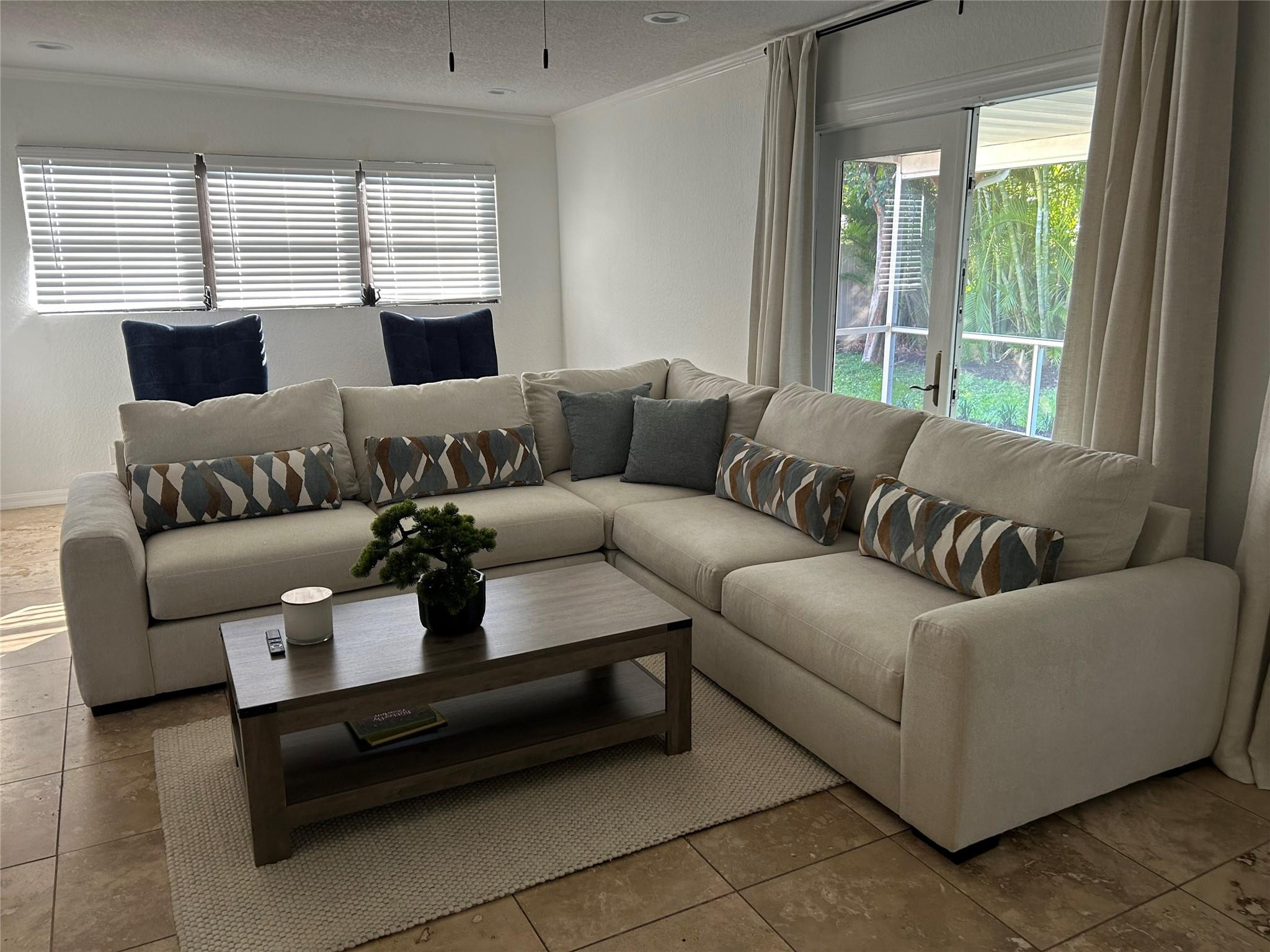 4431 NE 28th, Lighthouse Point FL 33064