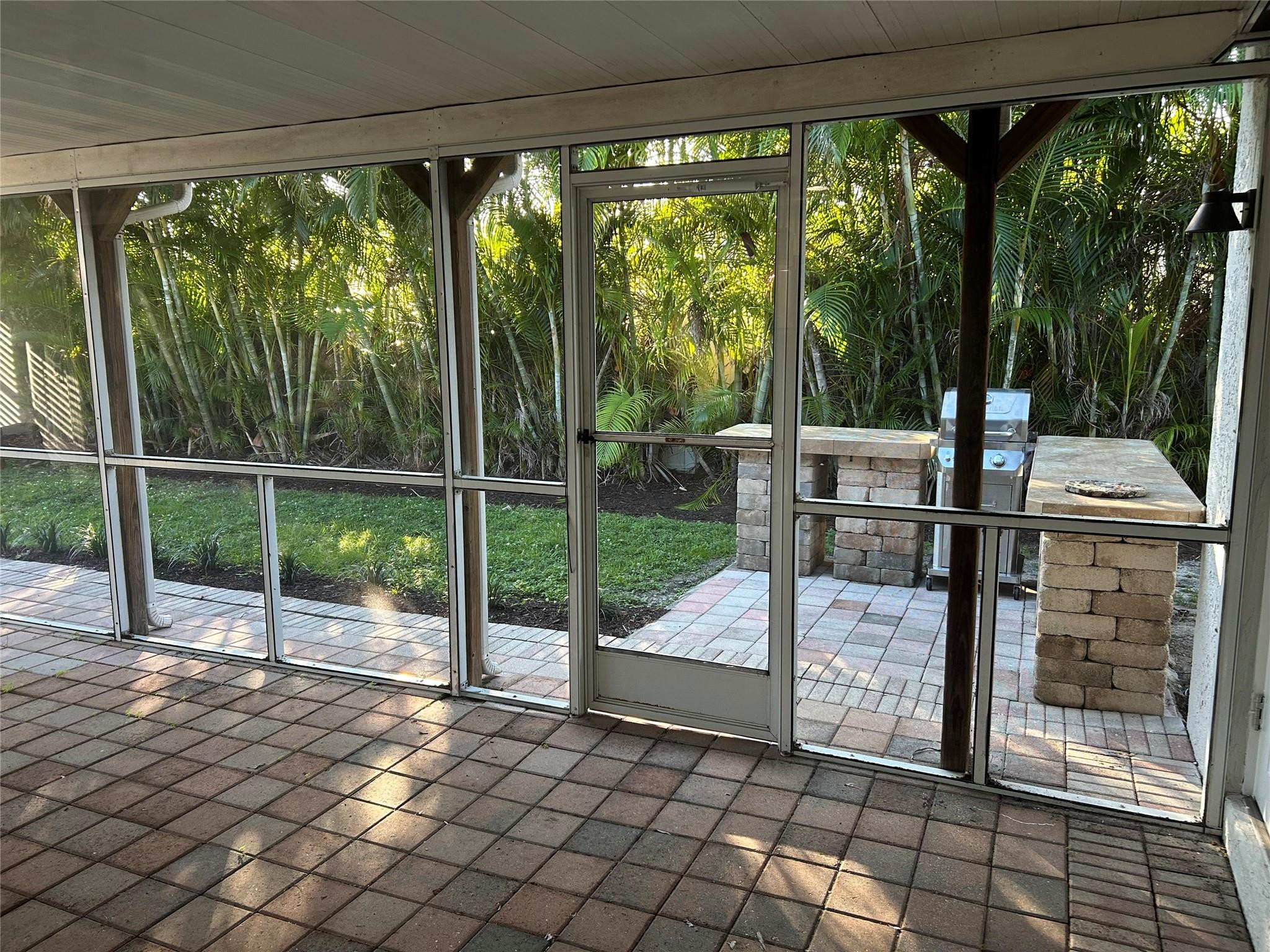 4431 NE 28th, Lighthouse Point FL 33064