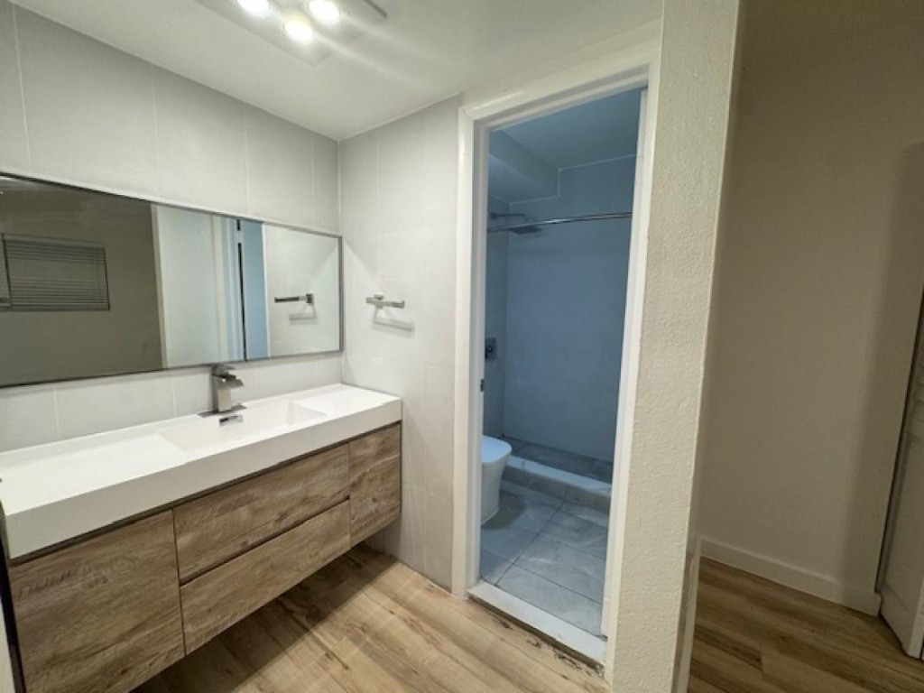 5525 SW 41st #110, Hollywood FL 33023