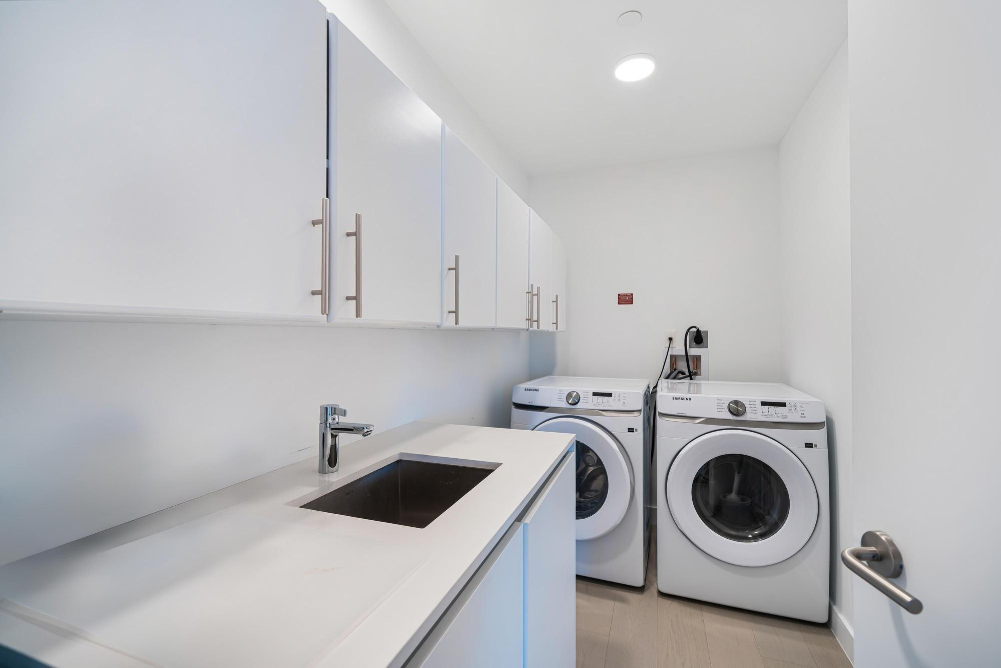 500 Alton #2702, Miami Beach FL 33139