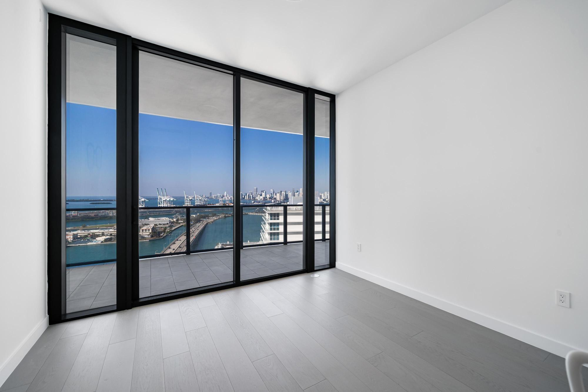 500 Alton #2702, Miami Beach FL 33139