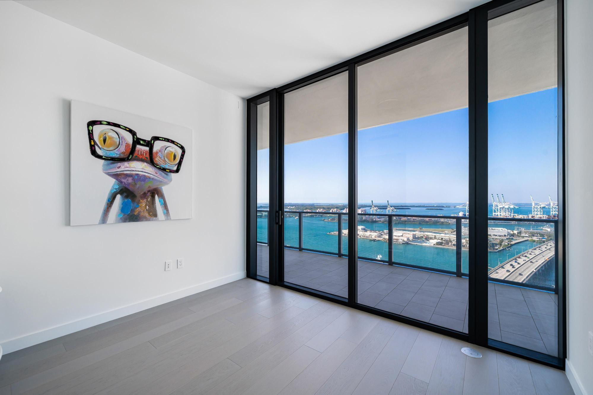 500 Alton #2702, Miami Beach FL 33139