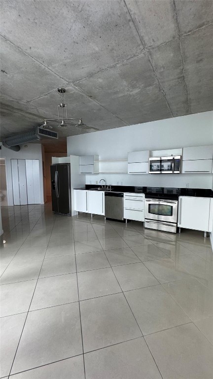 690 SW 1st #1427, Miami FL 33130