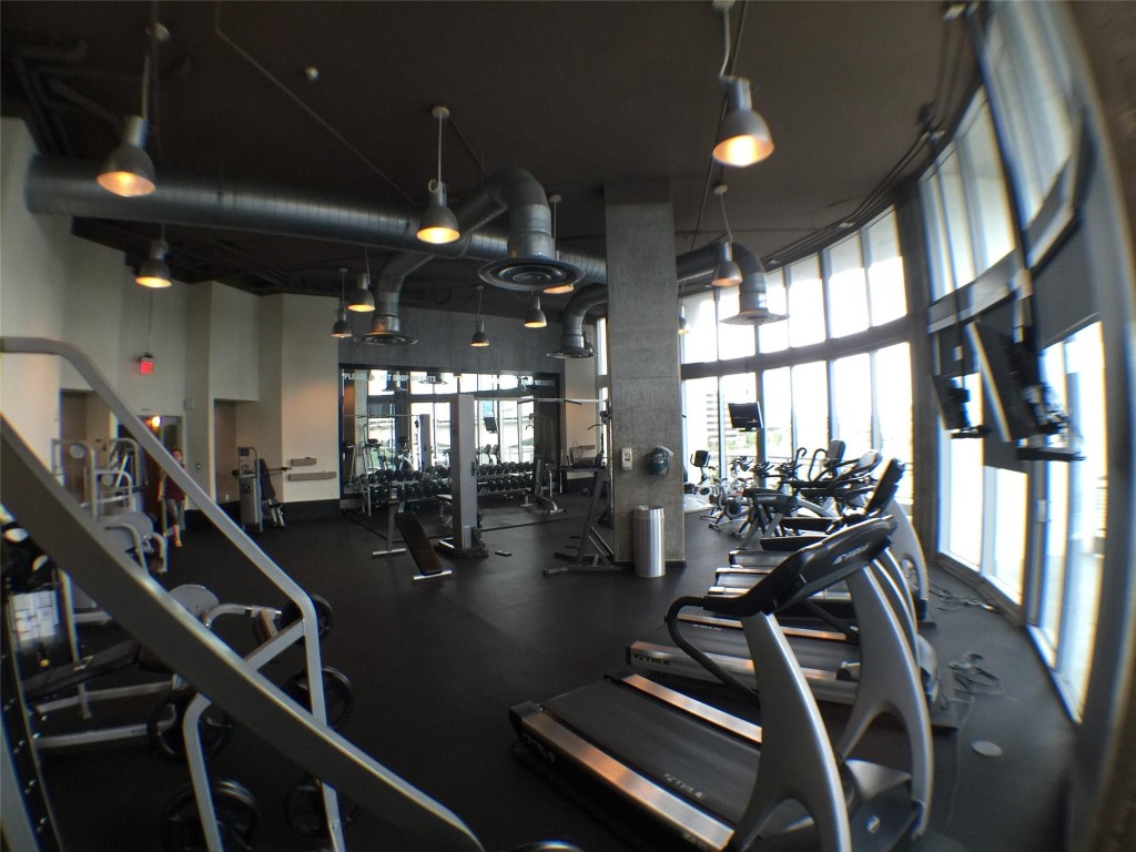 690 SW 1st #1427, Miami FL 33130