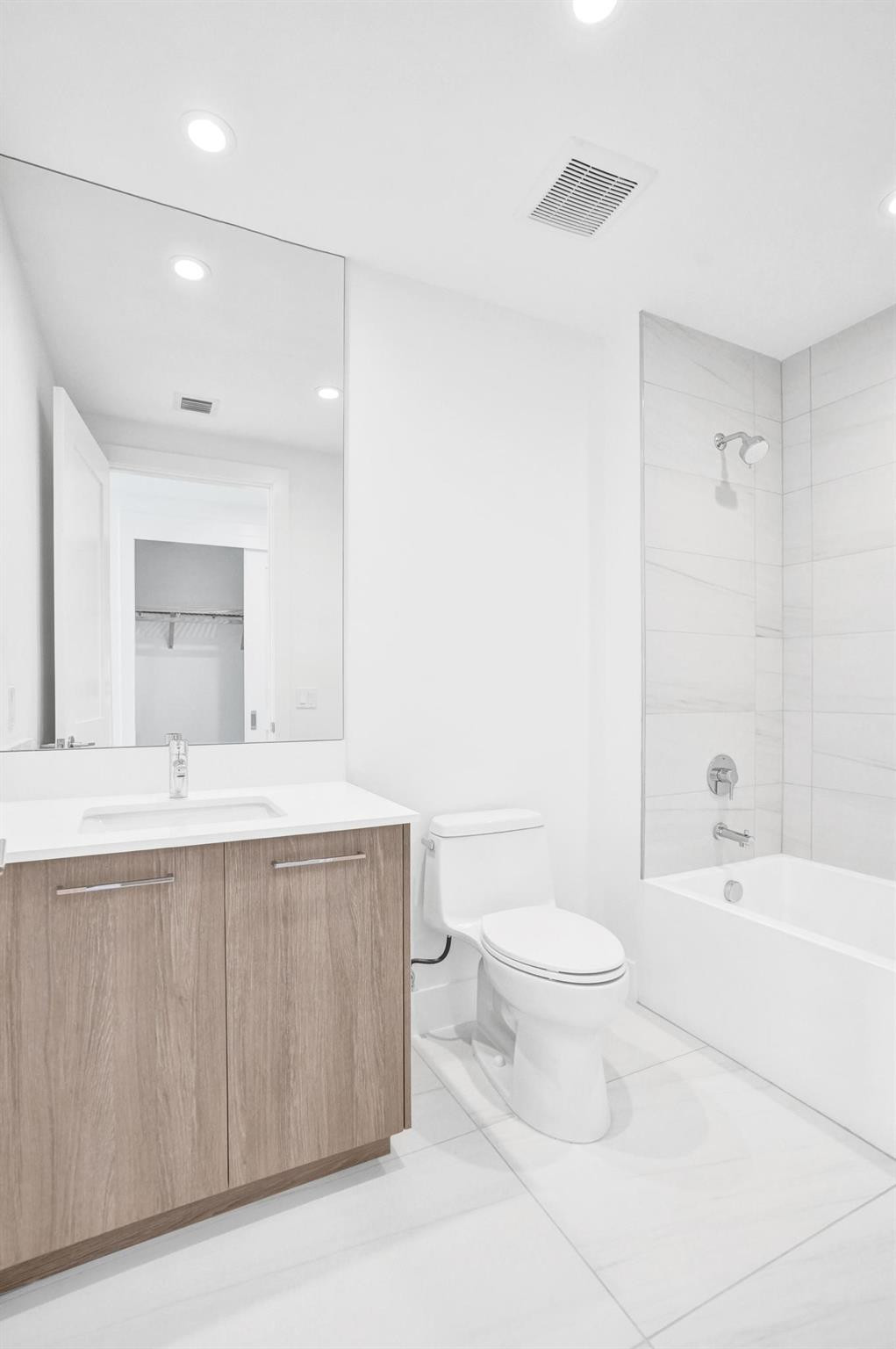 153 N Seabreeze #504-s, Fort Lauderdale FL 33304