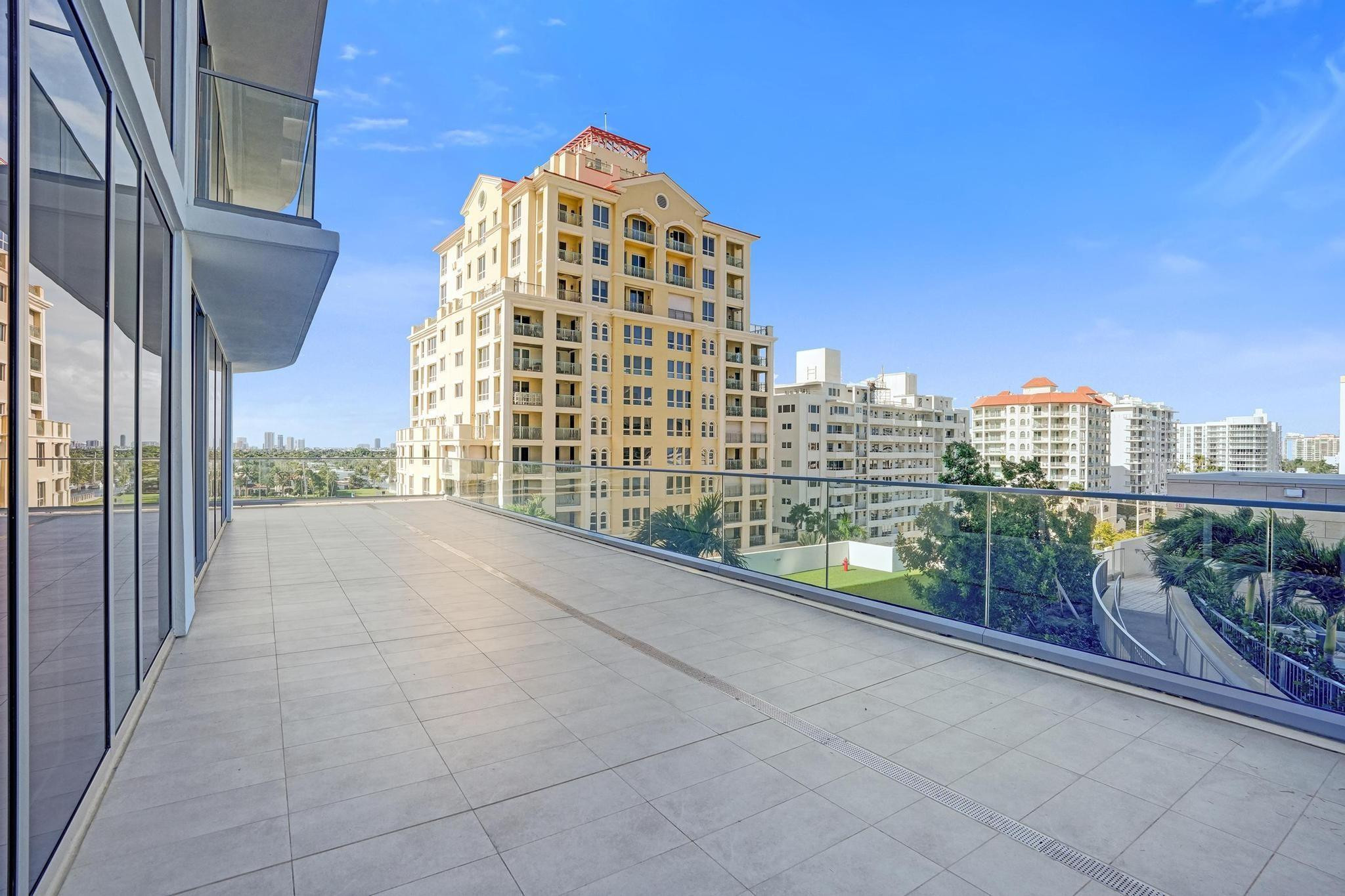 153 N Seabreeze #504-s, Fort Lauderdale FL 33304