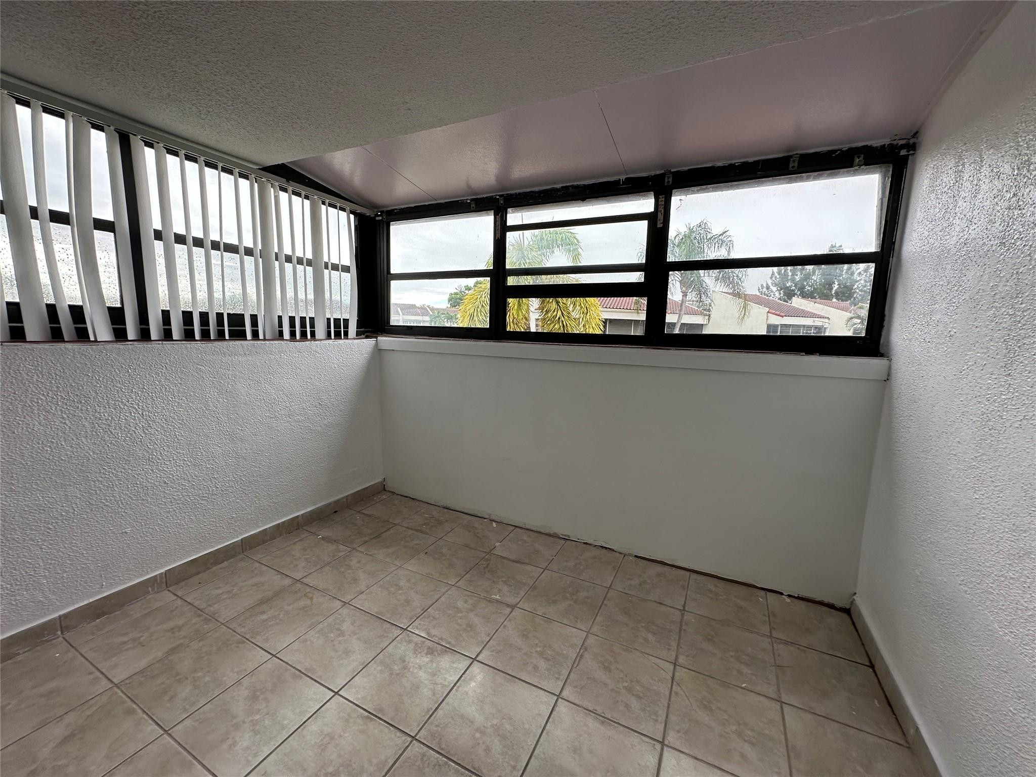 6630 Racquet Club #163, Fort Lauderdale FL 33319