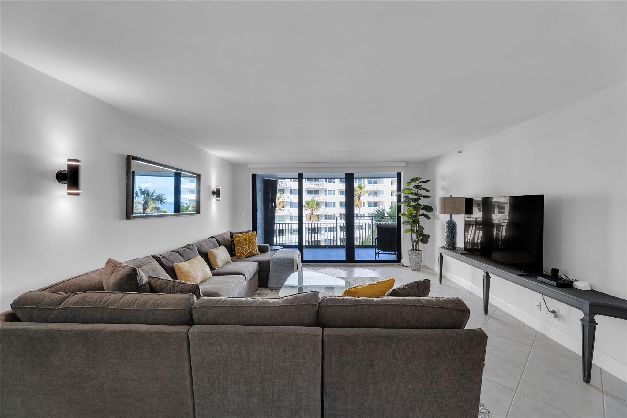 1167 Hillsboro Mile #306, Hillsboro Beach FL 33062