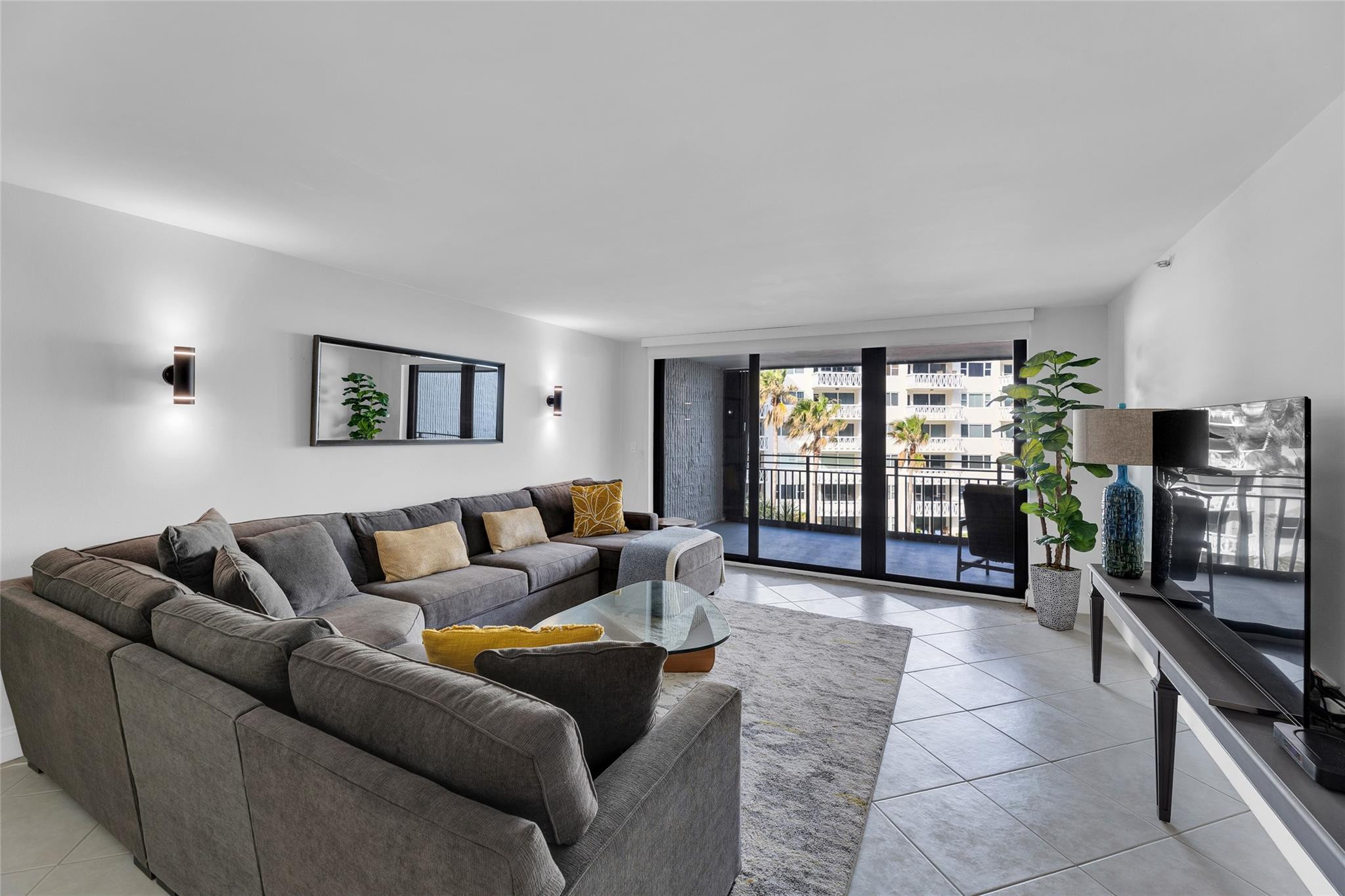 1167 Hillsboro Mile #306, Hillsboro Beach FL 33062