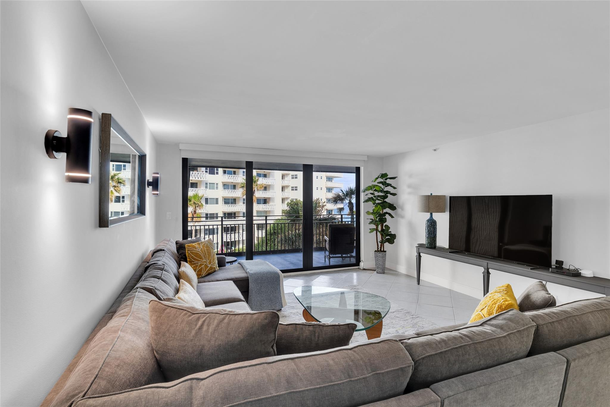 1167 Hillsboro Mile #306, Hillsboro Beach FL 33062