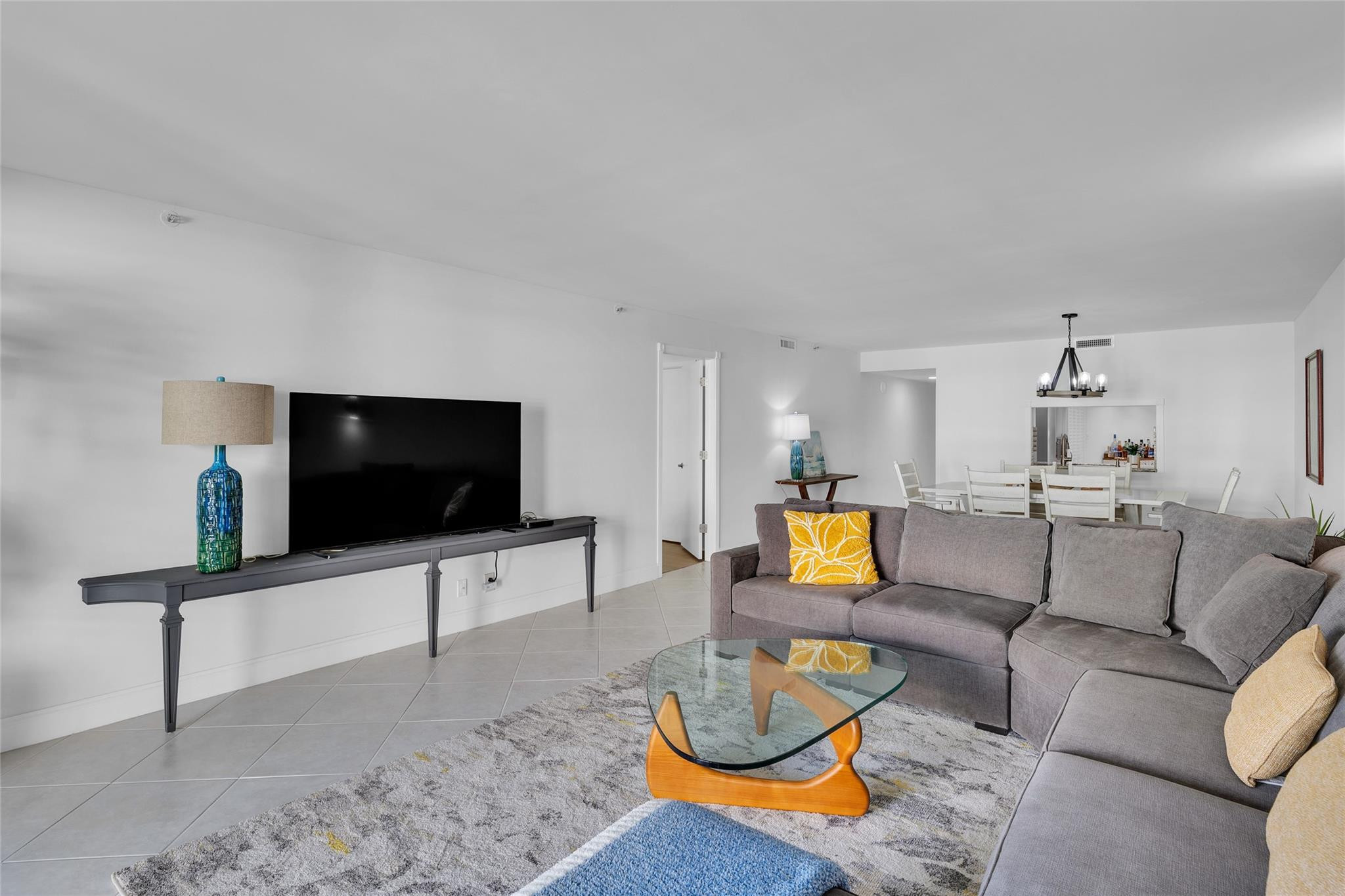 1167 Hillsboro Mile #306, Hillsboro Beach FL 33062